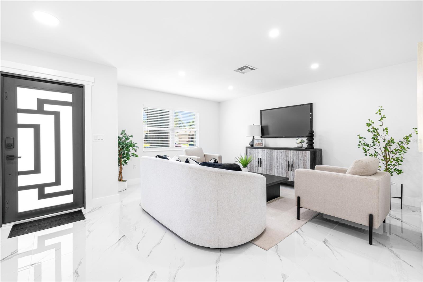 2376 CITRUS HILL ROAD