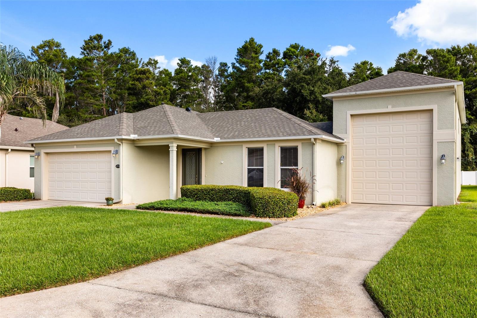 4711 HERITAGE TRAIL