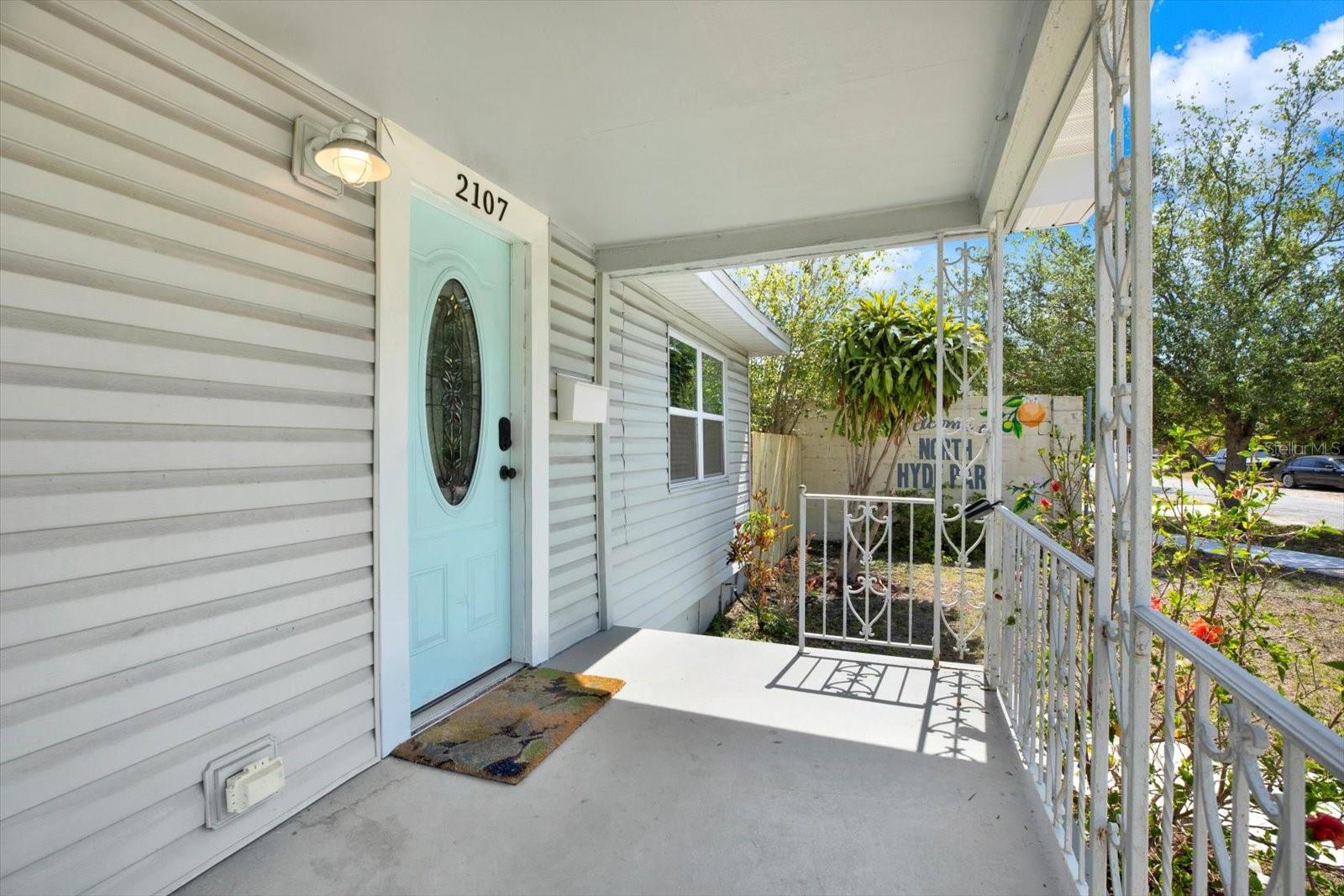 2107 W CARMEN STREET