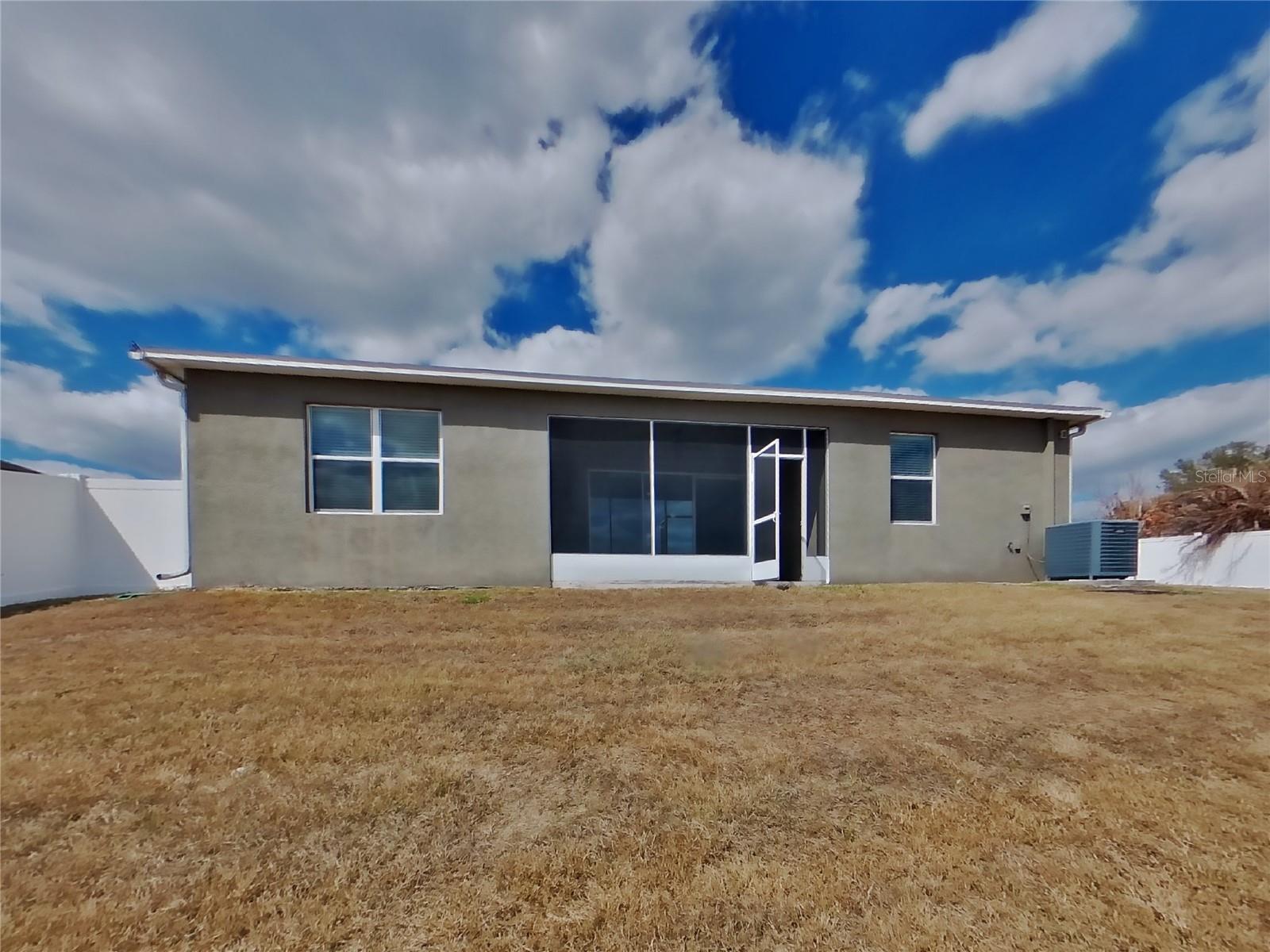 CREEKSIDE - Residential Lease