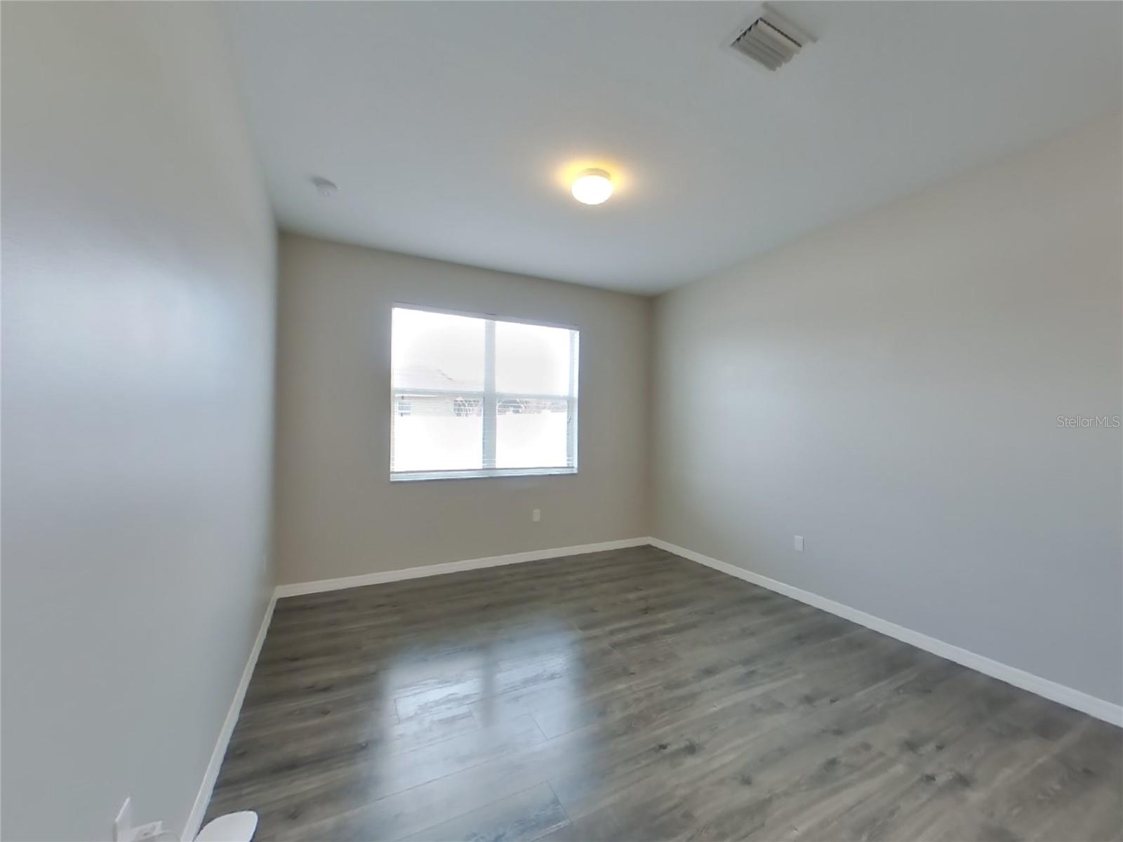 CREEKSIDE - Residential Lease