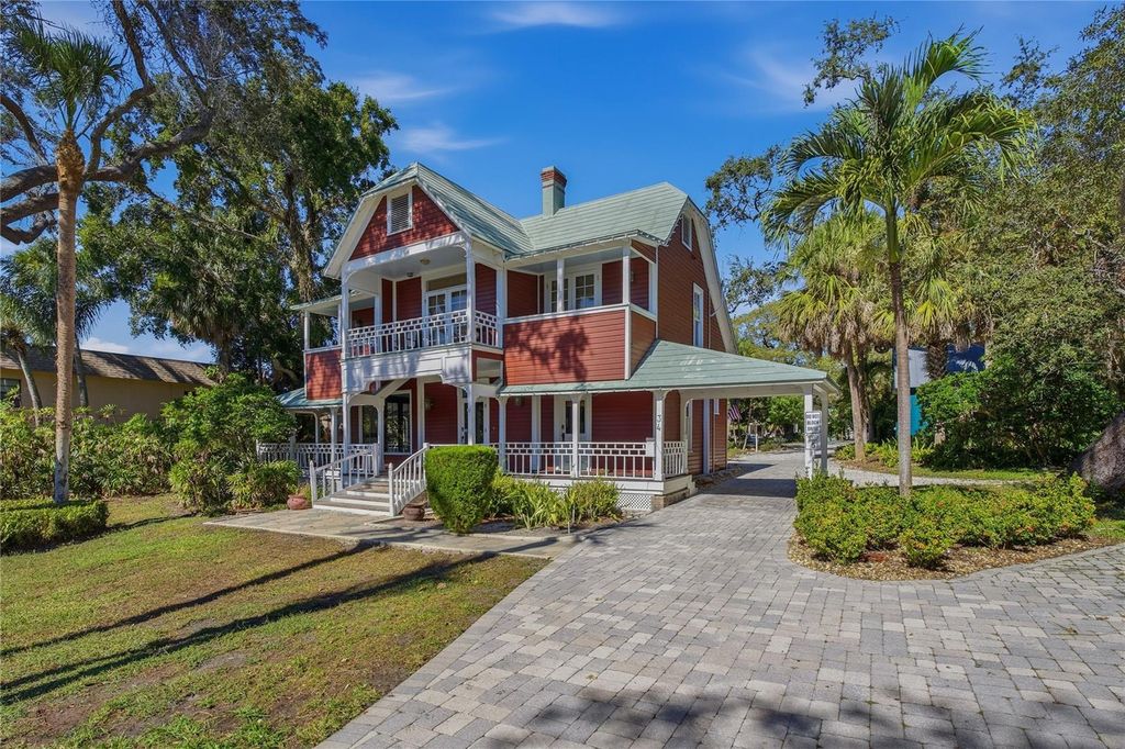 Photo of 34 W Orange Street, Tarpon Springs, FL 34689 (MLS # TB8451811)