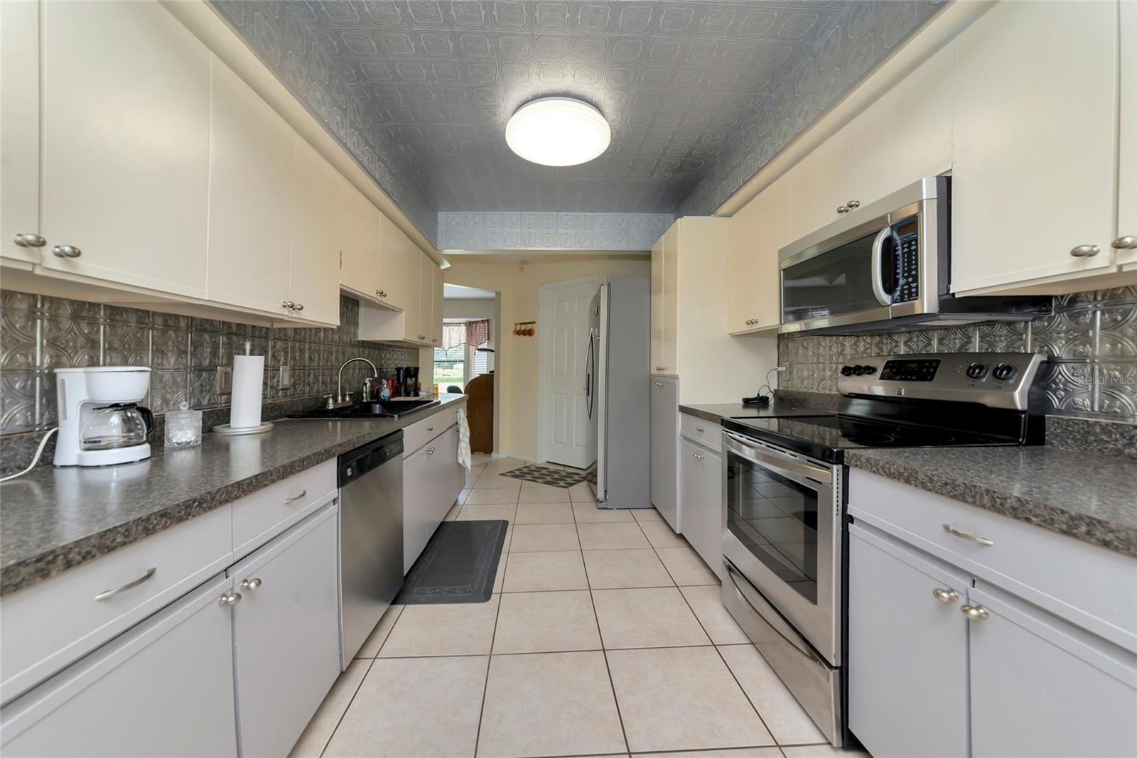 ACREAGE - Residential