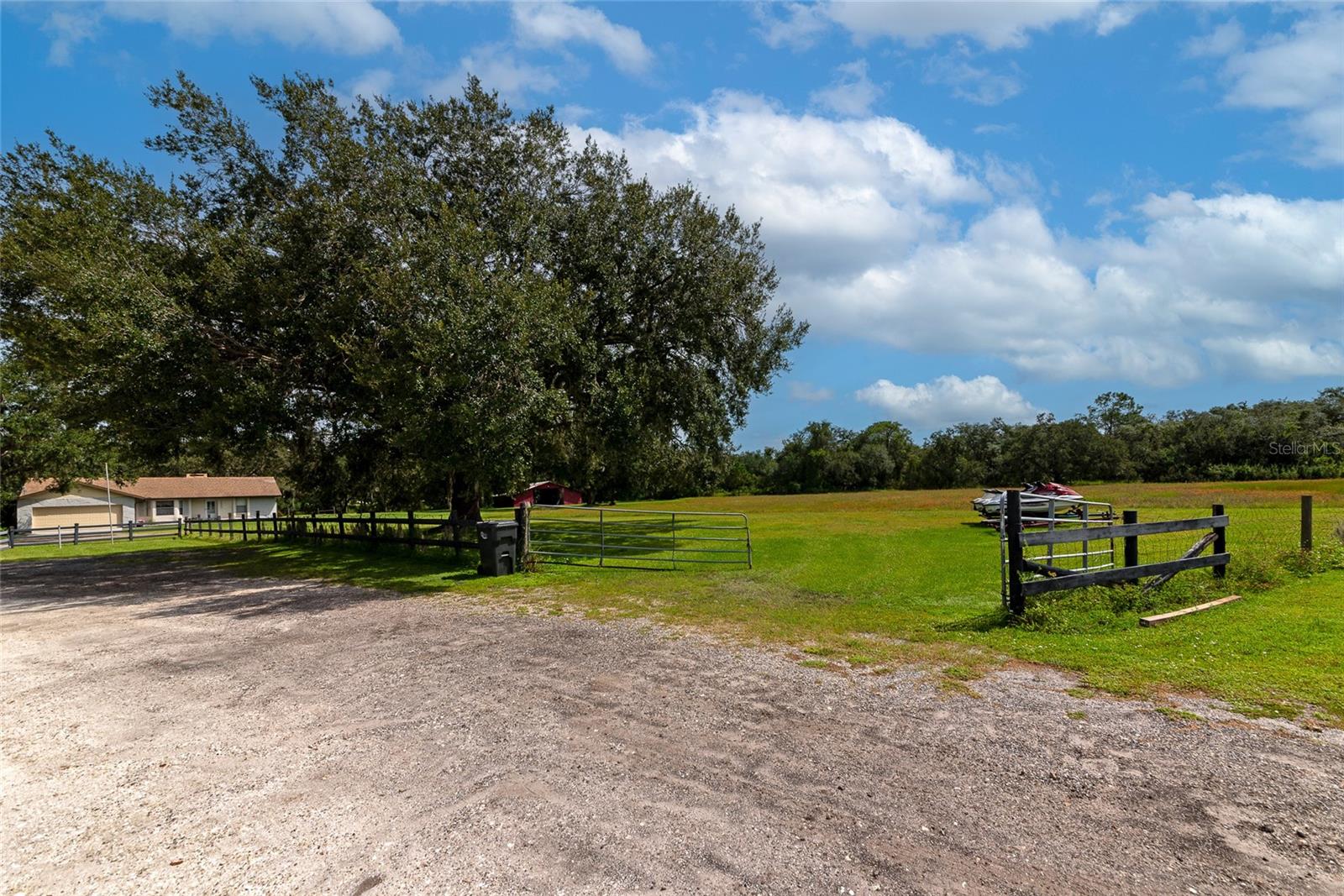 ACREAGE - Residential