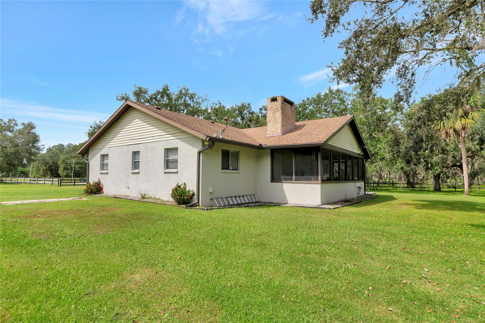 ACREAGE - Residential