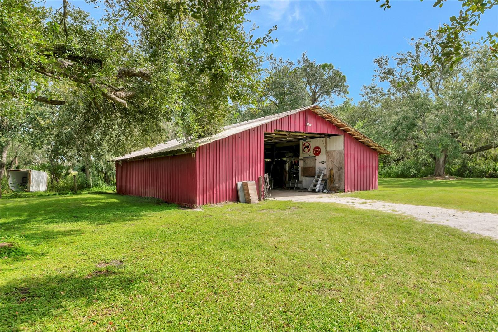 ACREAGE - Residential