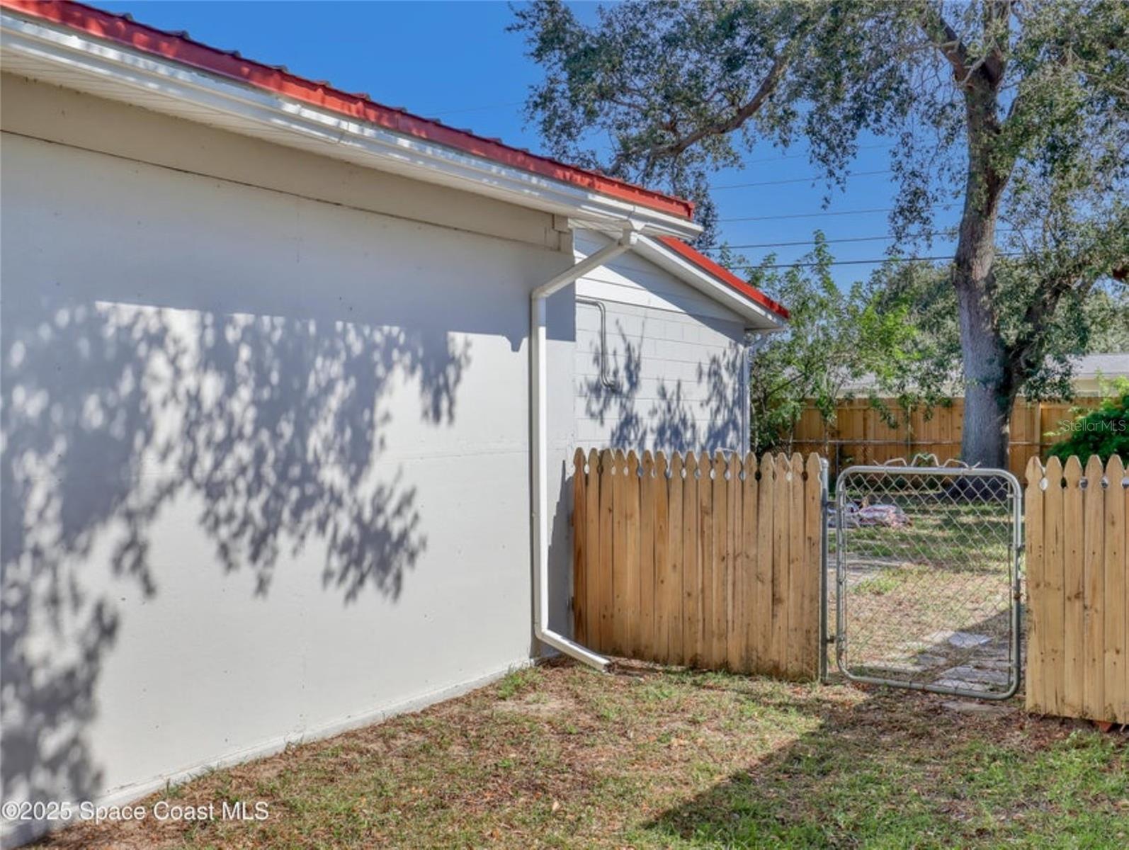 IMPERIAL ESTATES - Residential