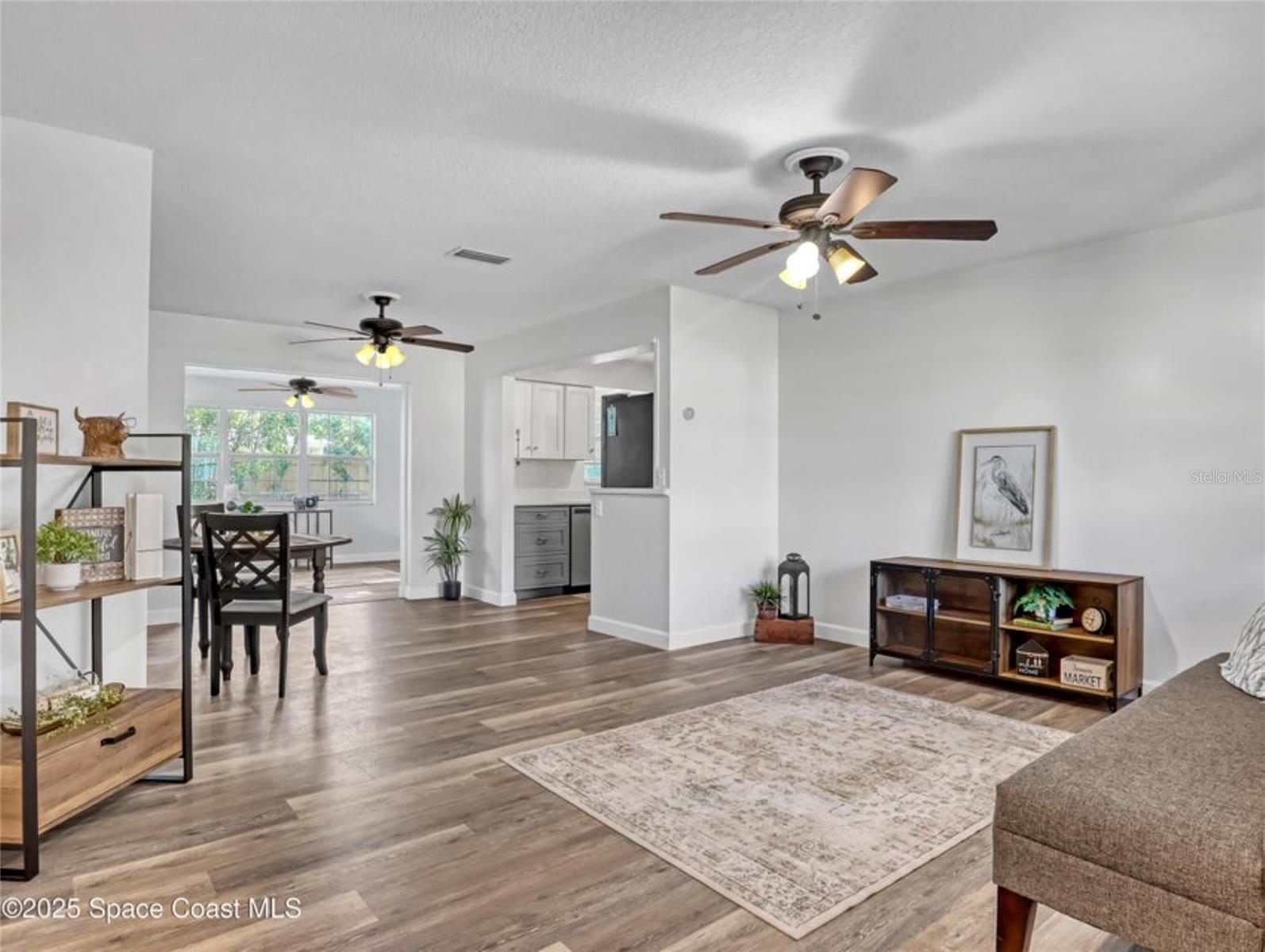 IMPERIAL ESTATES - Residential