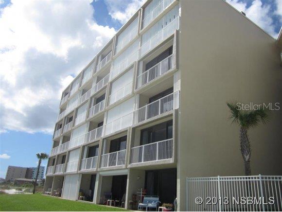 Pelican - Residential