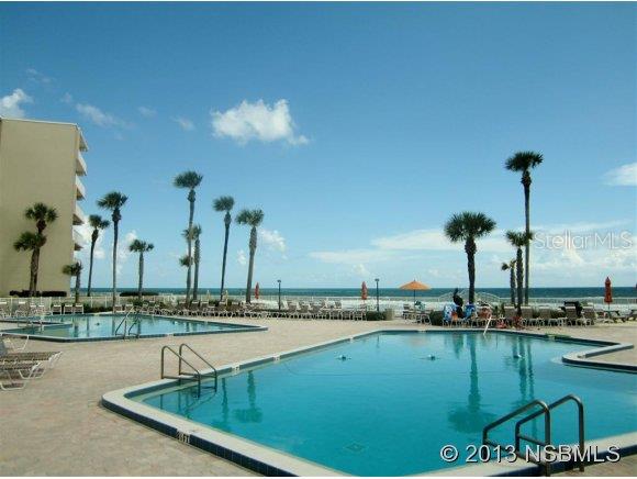 Pelican - Residential