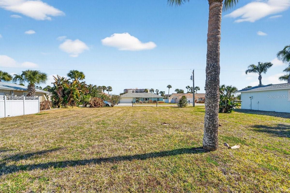 OCEAN PALM SUB - Land