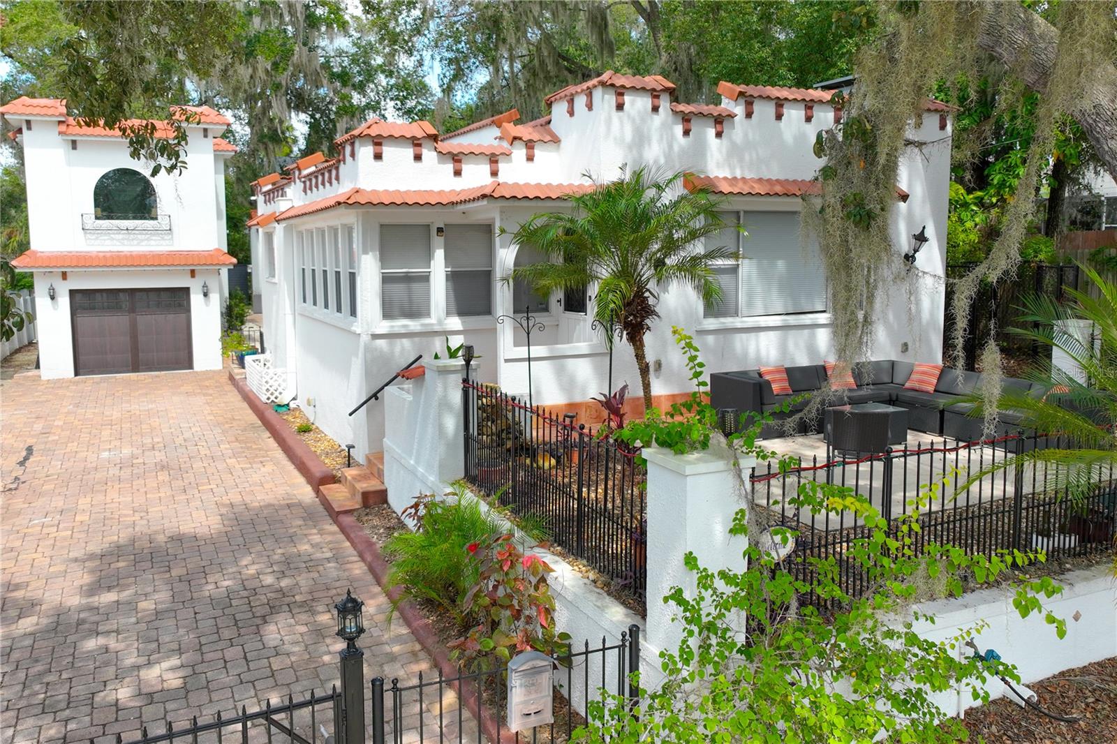 MOUNT DORA - Residential Lease