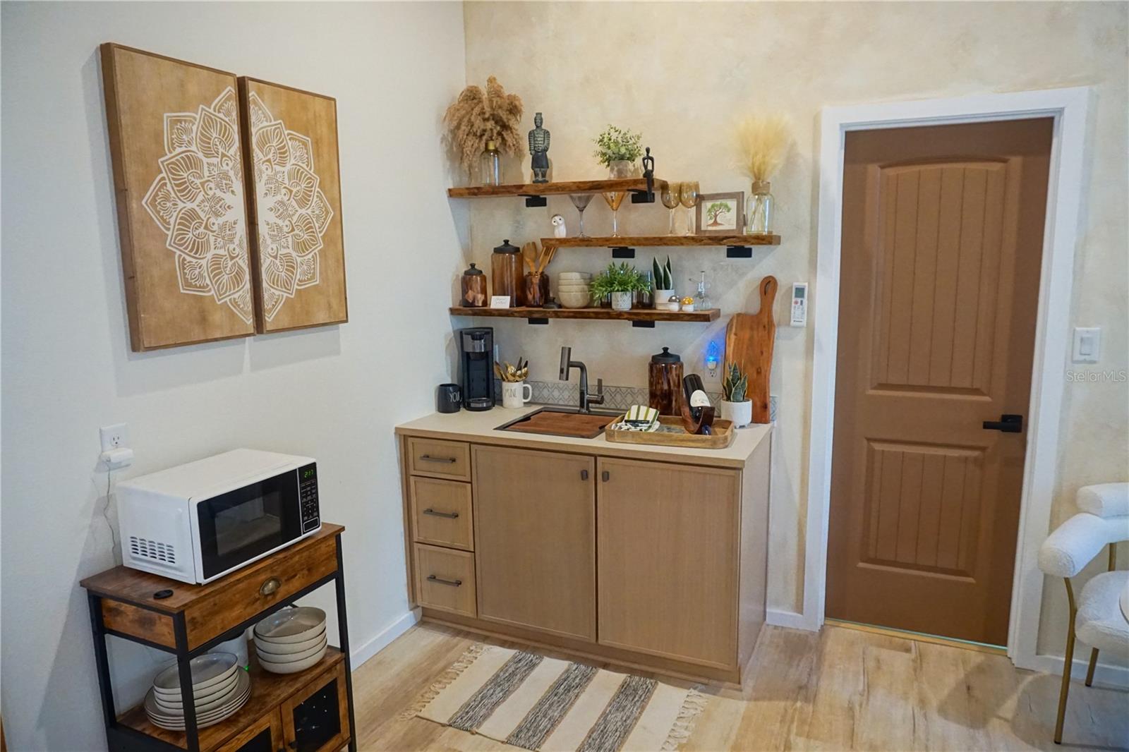 MOUNT DORA - Residential Lease