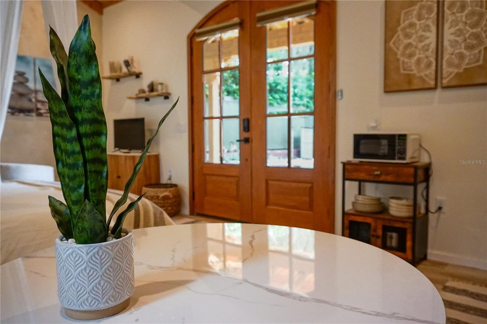 MOUNT DORA - Residential Lease