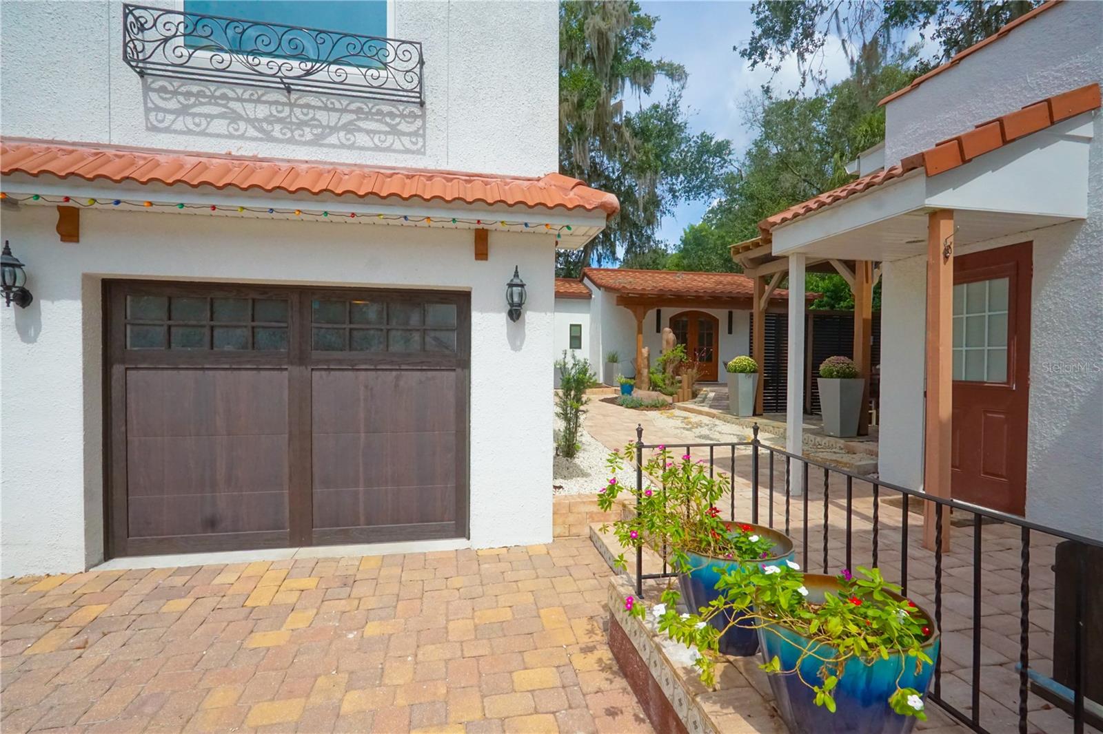 MOUNT DORA - Residential Lease