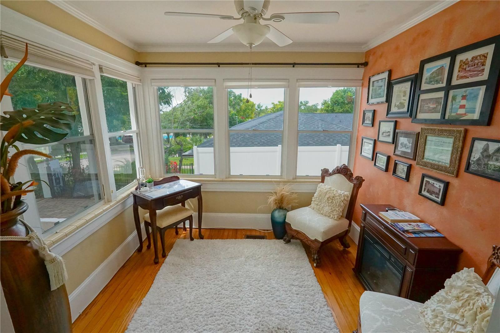 MOUNT DORA - Residential Lease