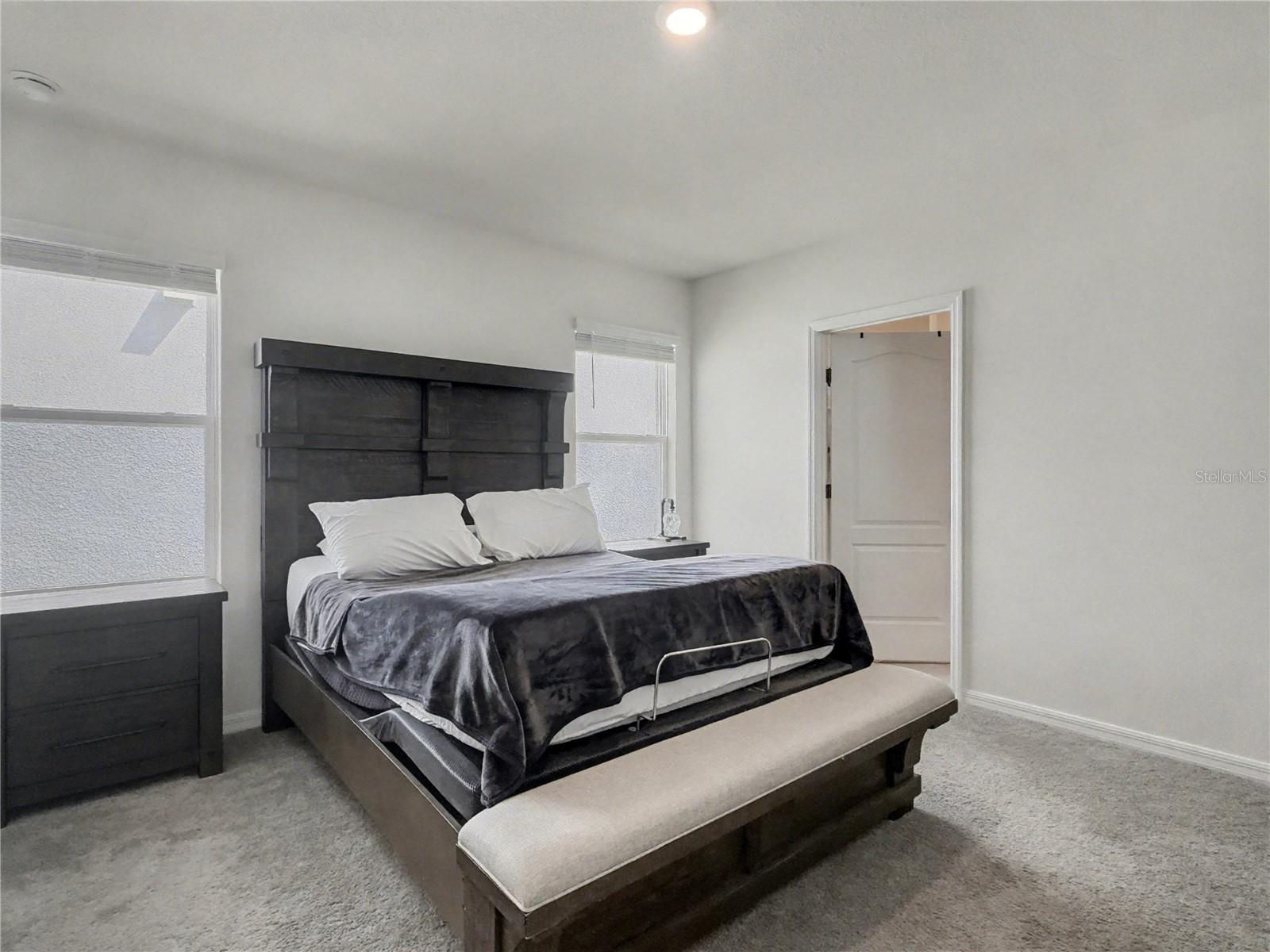 HAWTHORNE PH 1 - Residential Lease