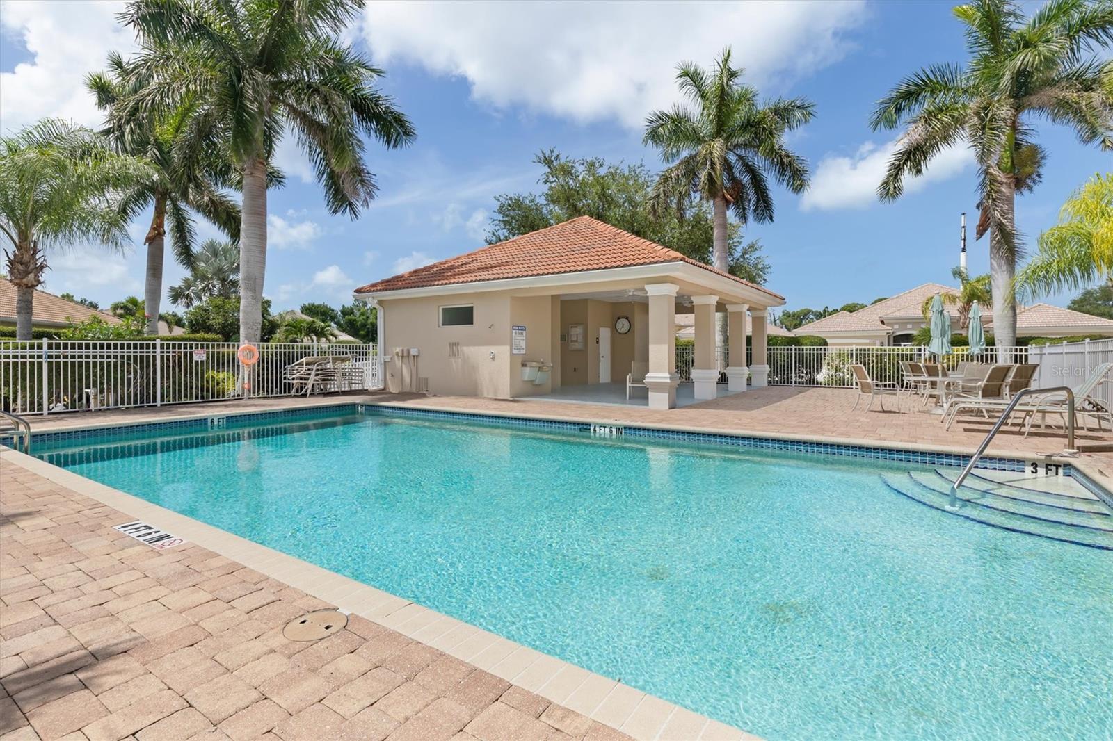ARLINGTON COVE - Residential