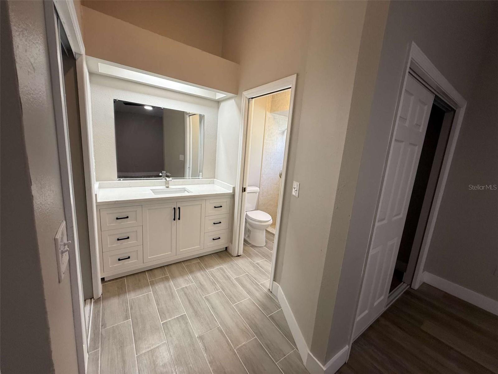 RAINTREE VILLAGE - Residential Lease