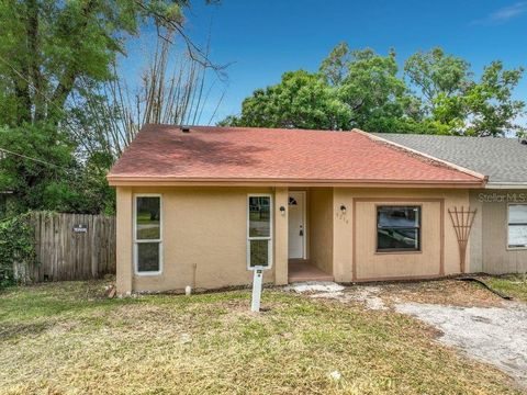 Photo of 5214 2nd Street, Orlando, FL 32810 (MLS # O6397878)