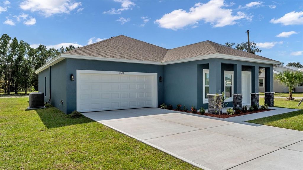 Photo of 1650 NW Pearce Road, Winter Haven, FL 33881 (MLS # L4954652)