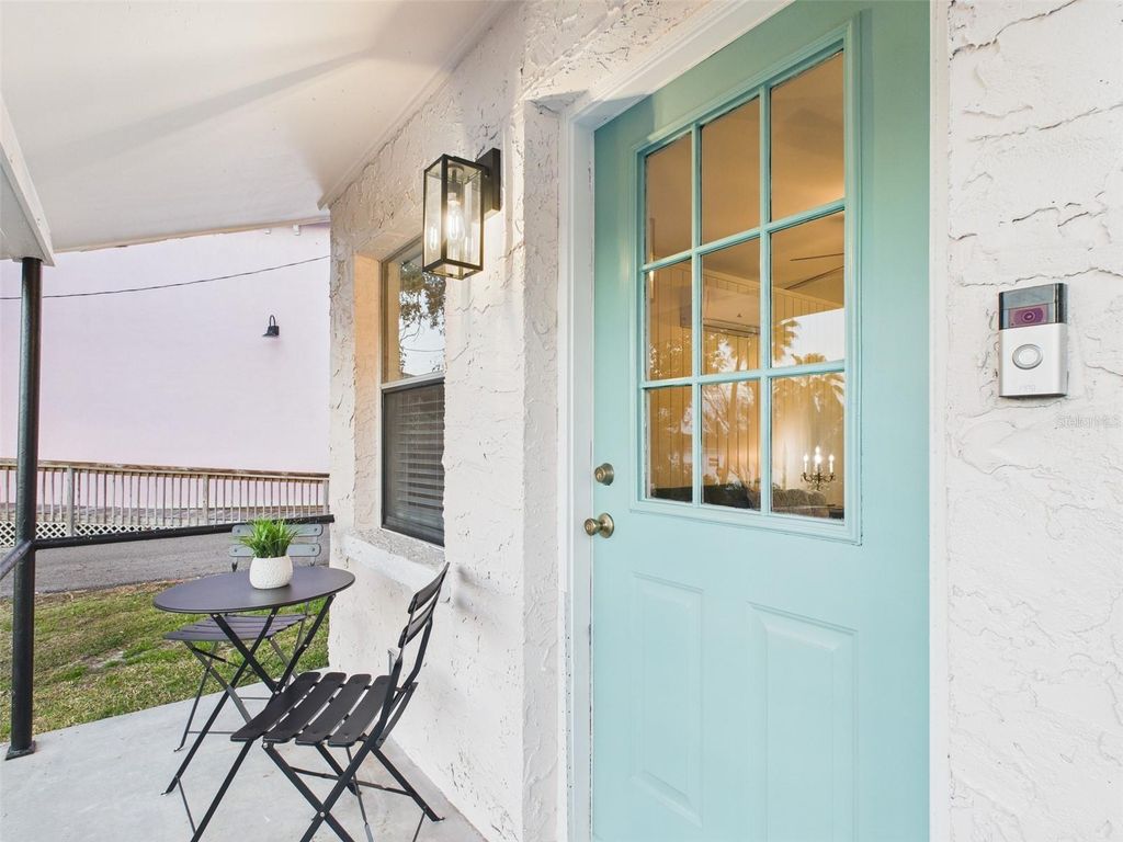 Photo of 222 7th Street NW #2, Winter Haven, FL 33881 (MLS # L4959079)