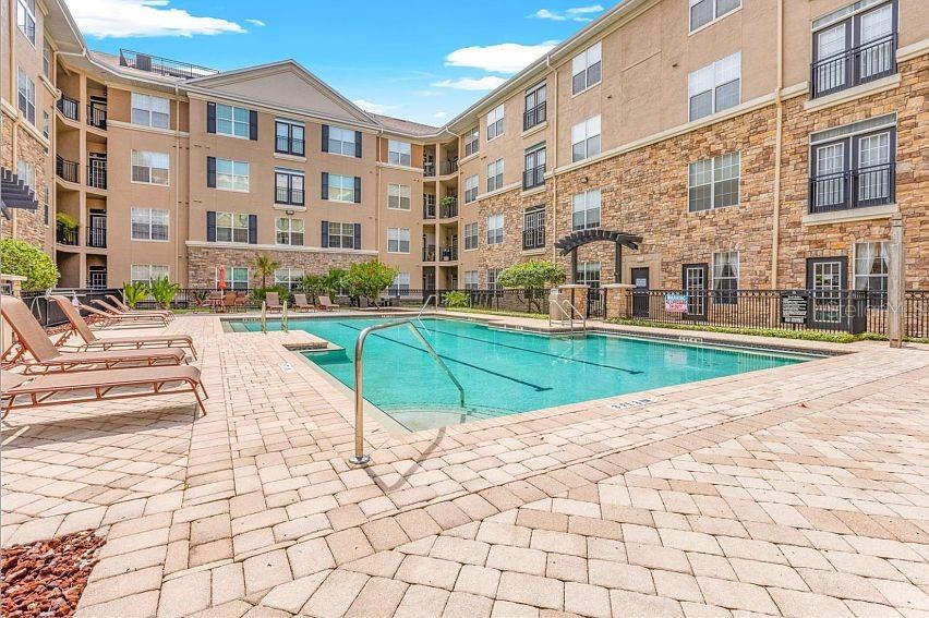 4221 W SPRUCE STREET 2312