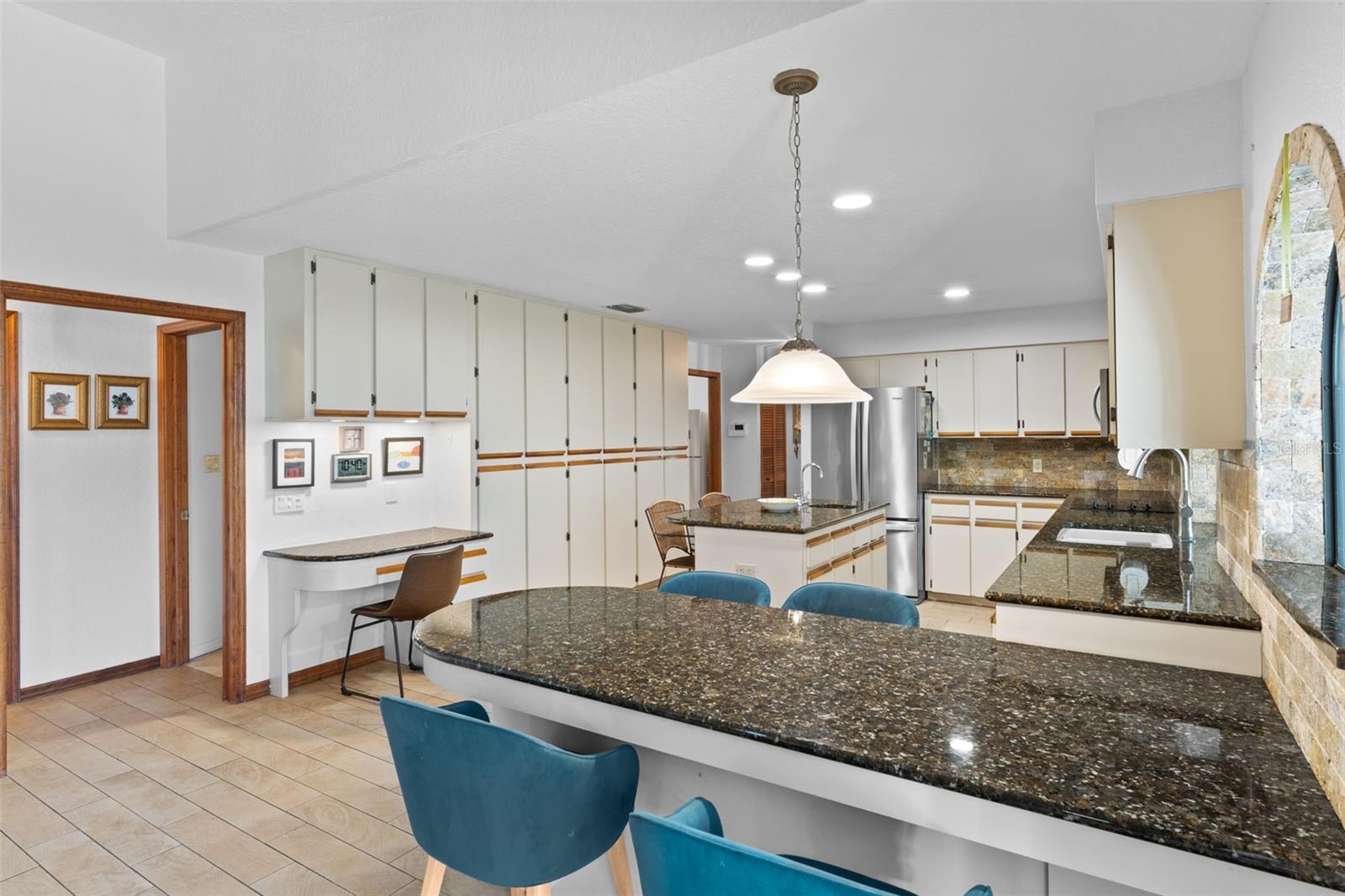 HUNTERS RIDGE - Residential