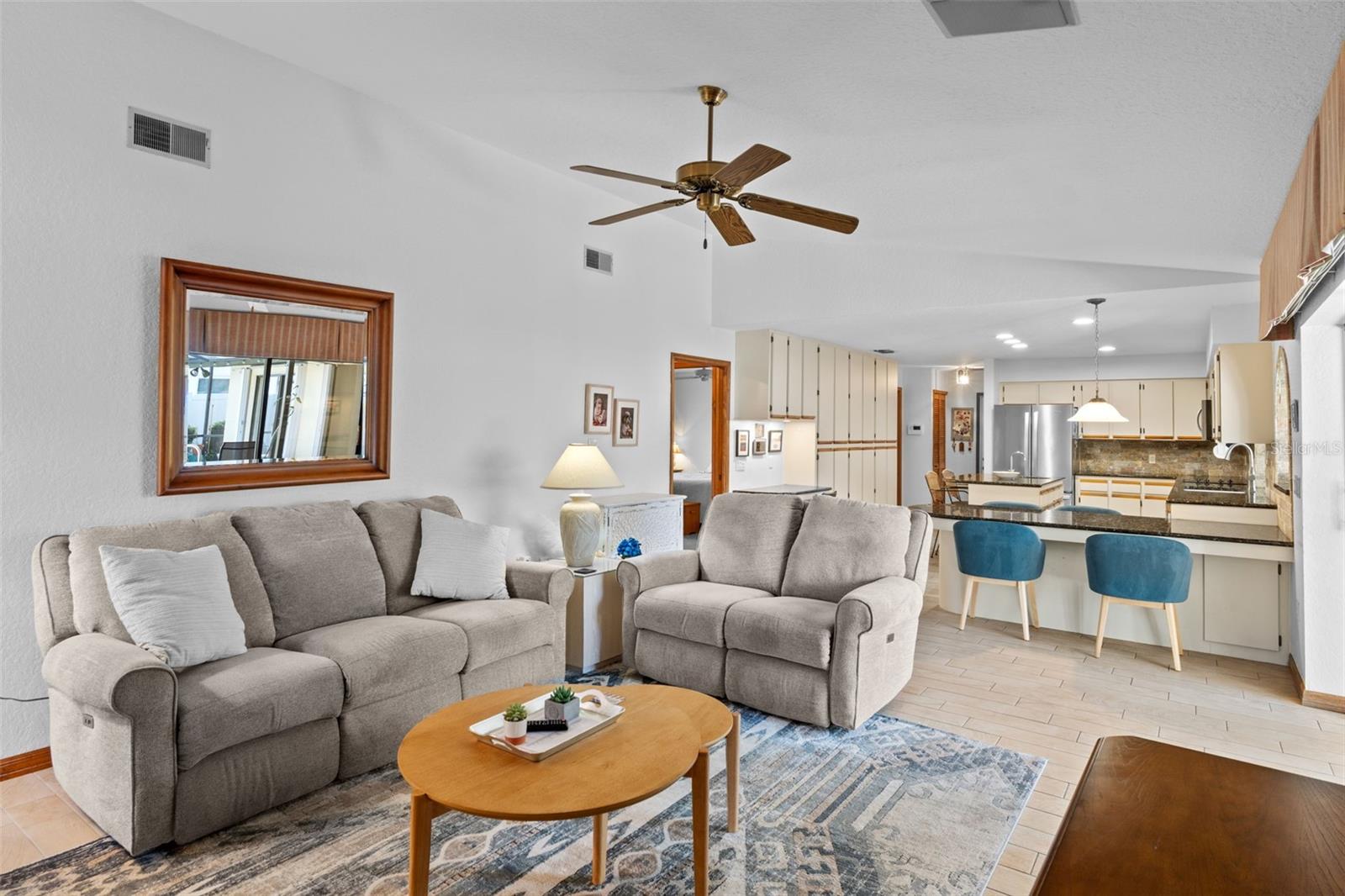HUNTERS RIDGE - Residential