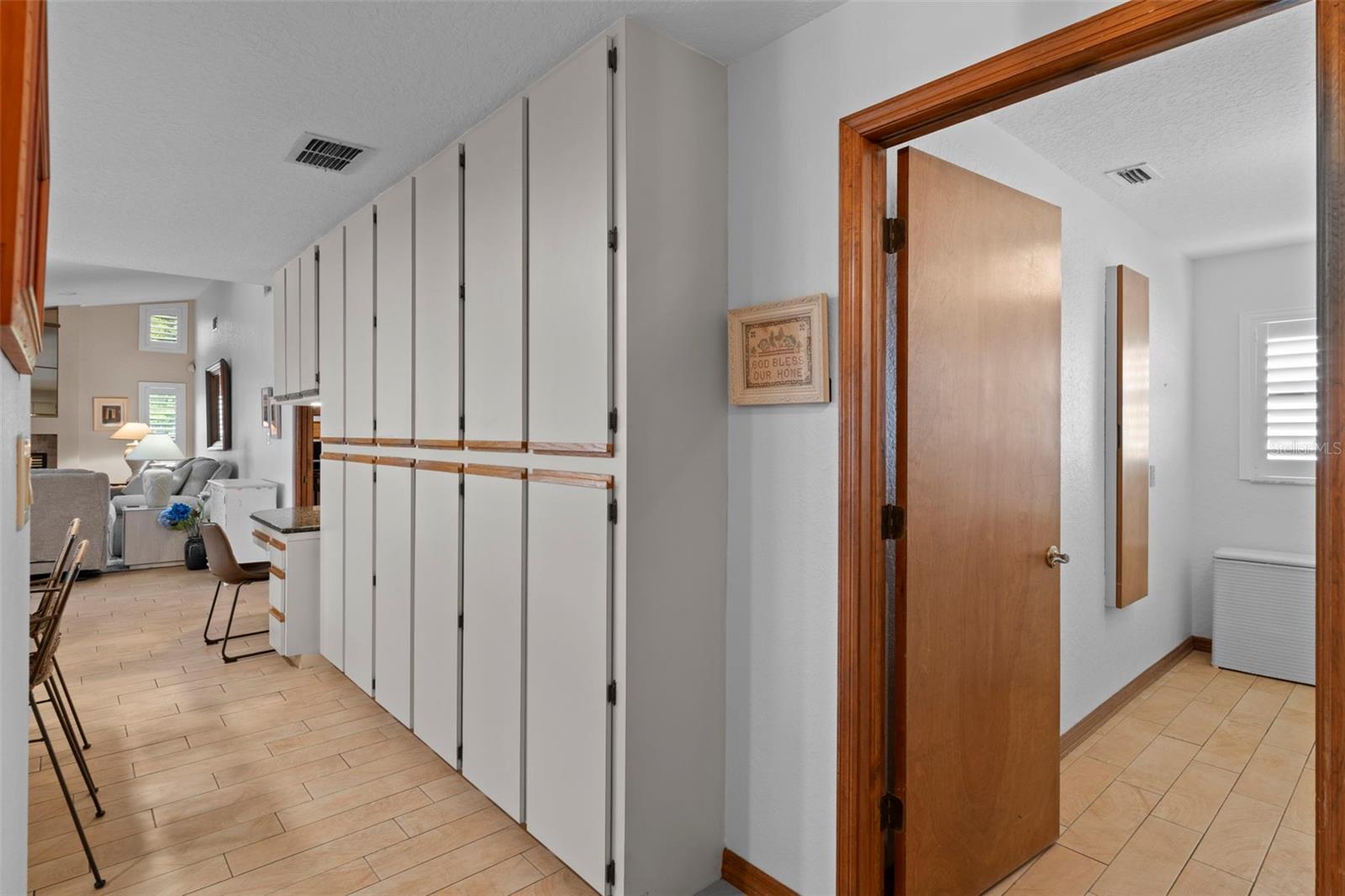 HUNTERS RIDGE - Residential