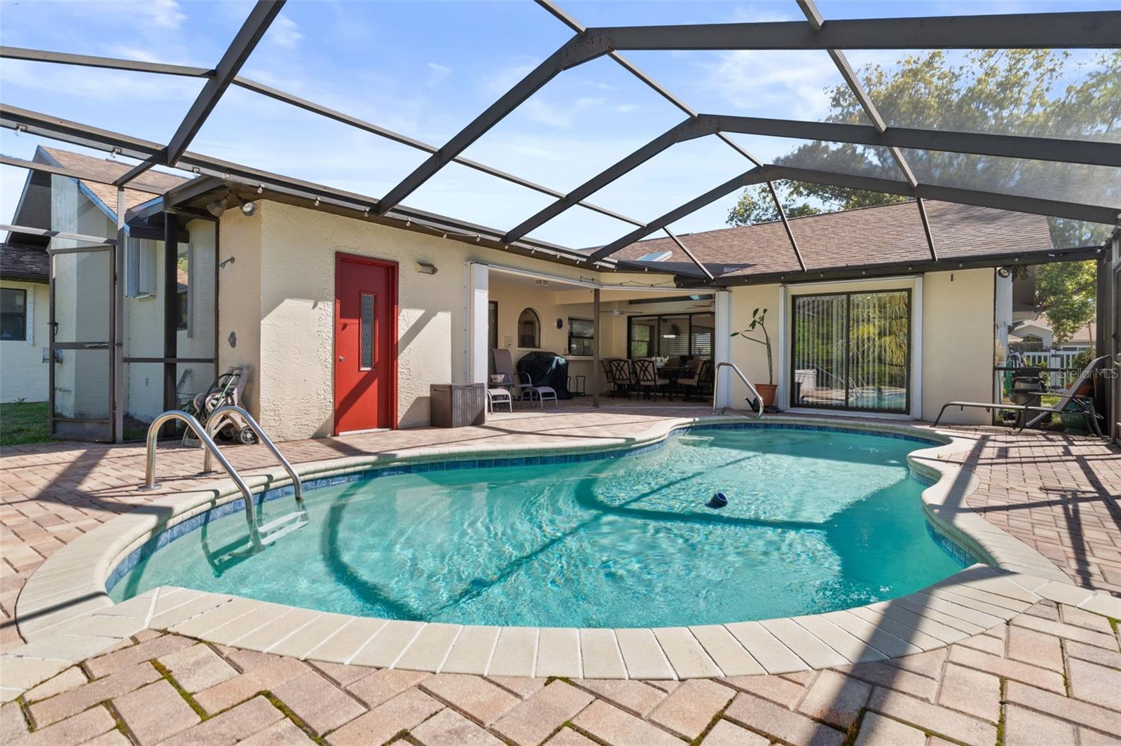HUNTERS RIDGE - Residential