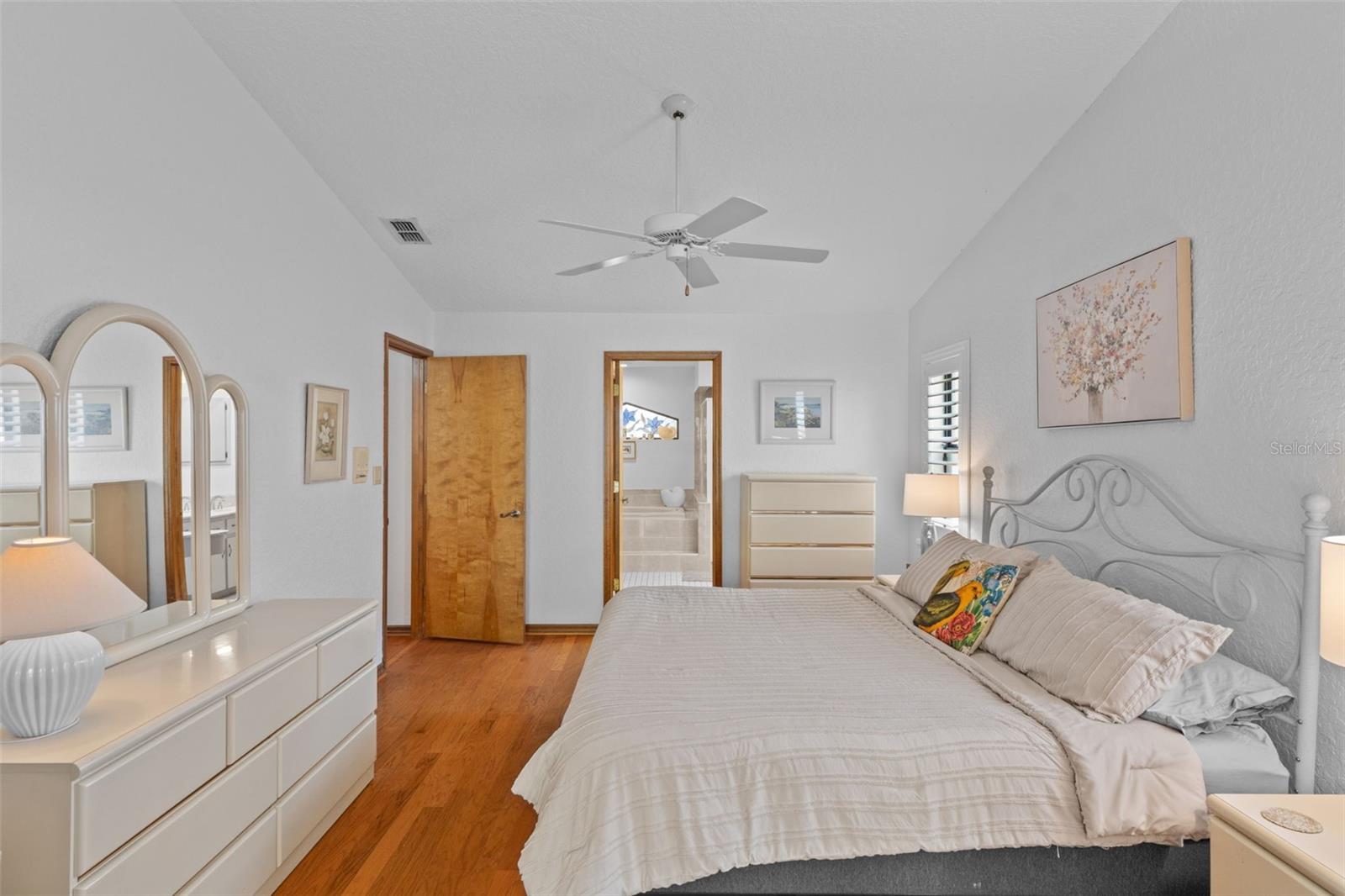 HUNTERS RIDGE - Residential