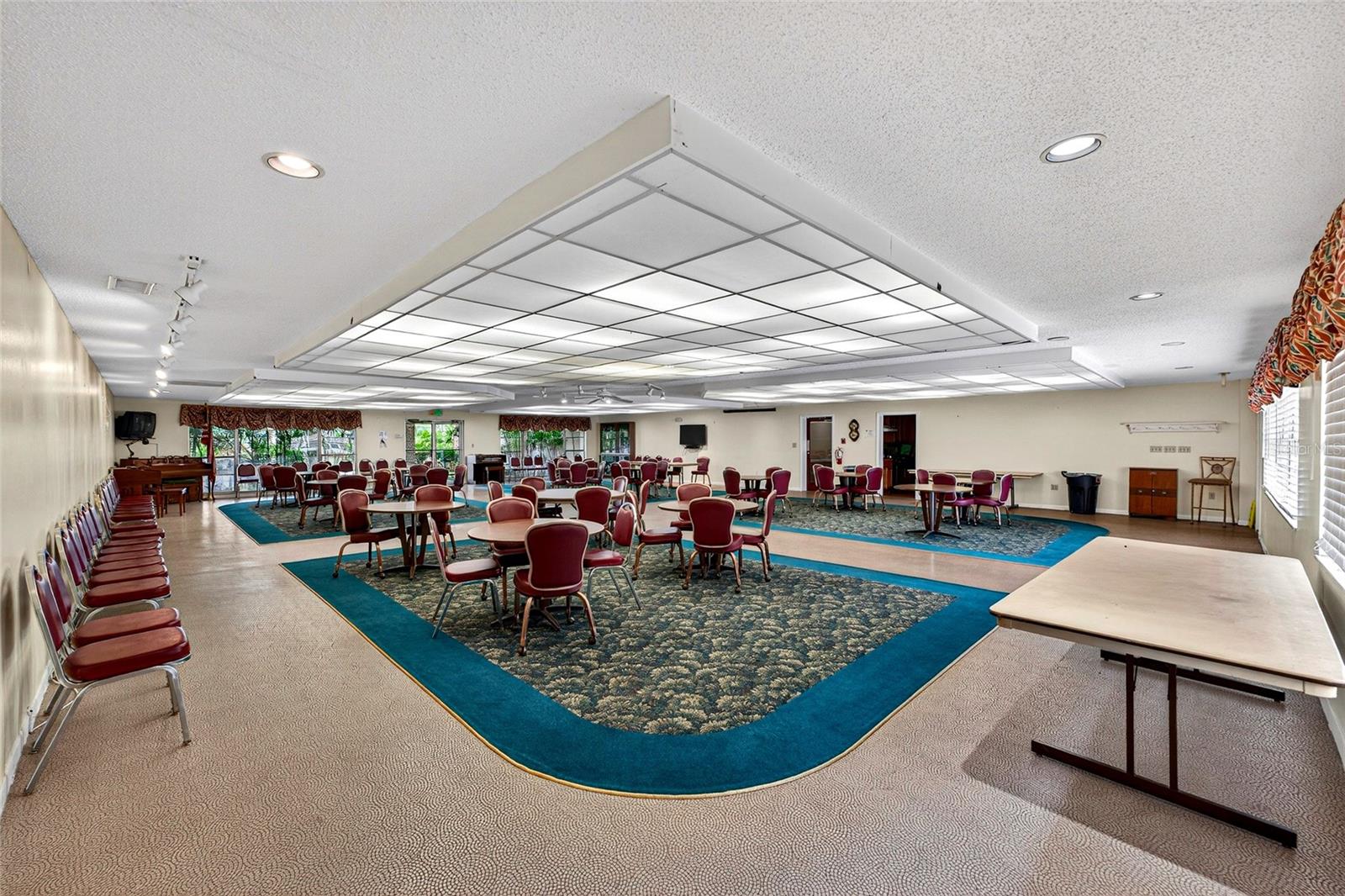 TERRACE PARK OF FIVE TOWNS - Residential