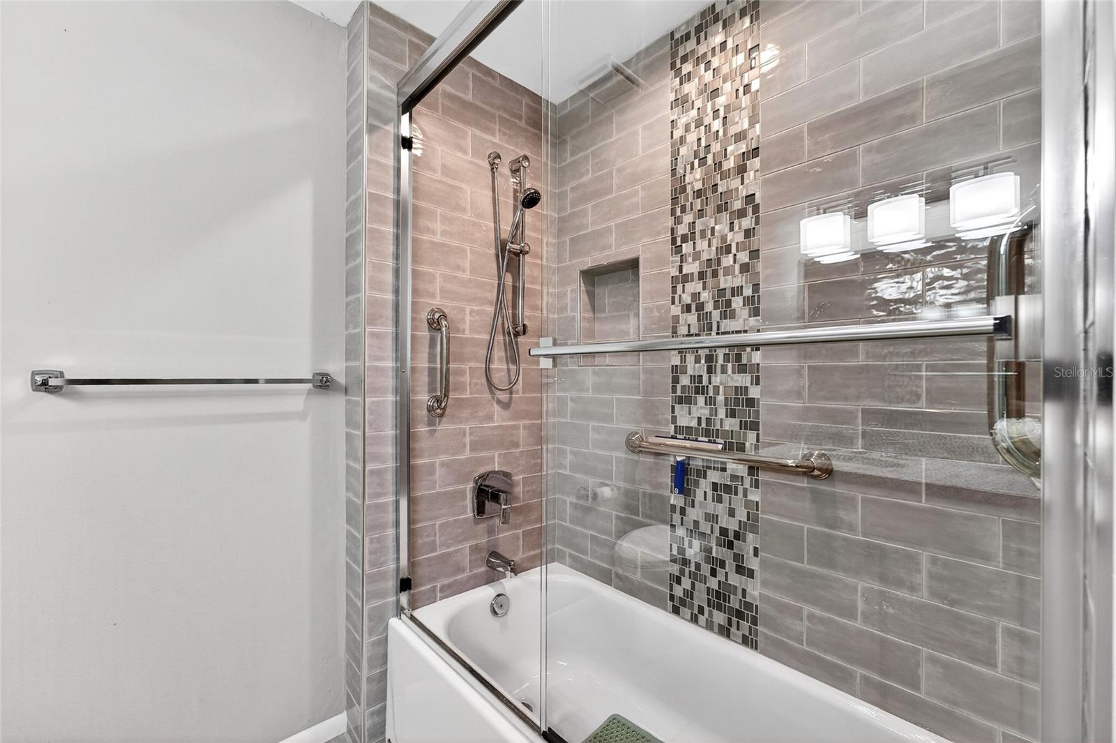 TERRACE PARK OF FIVE TOWNS - Residential