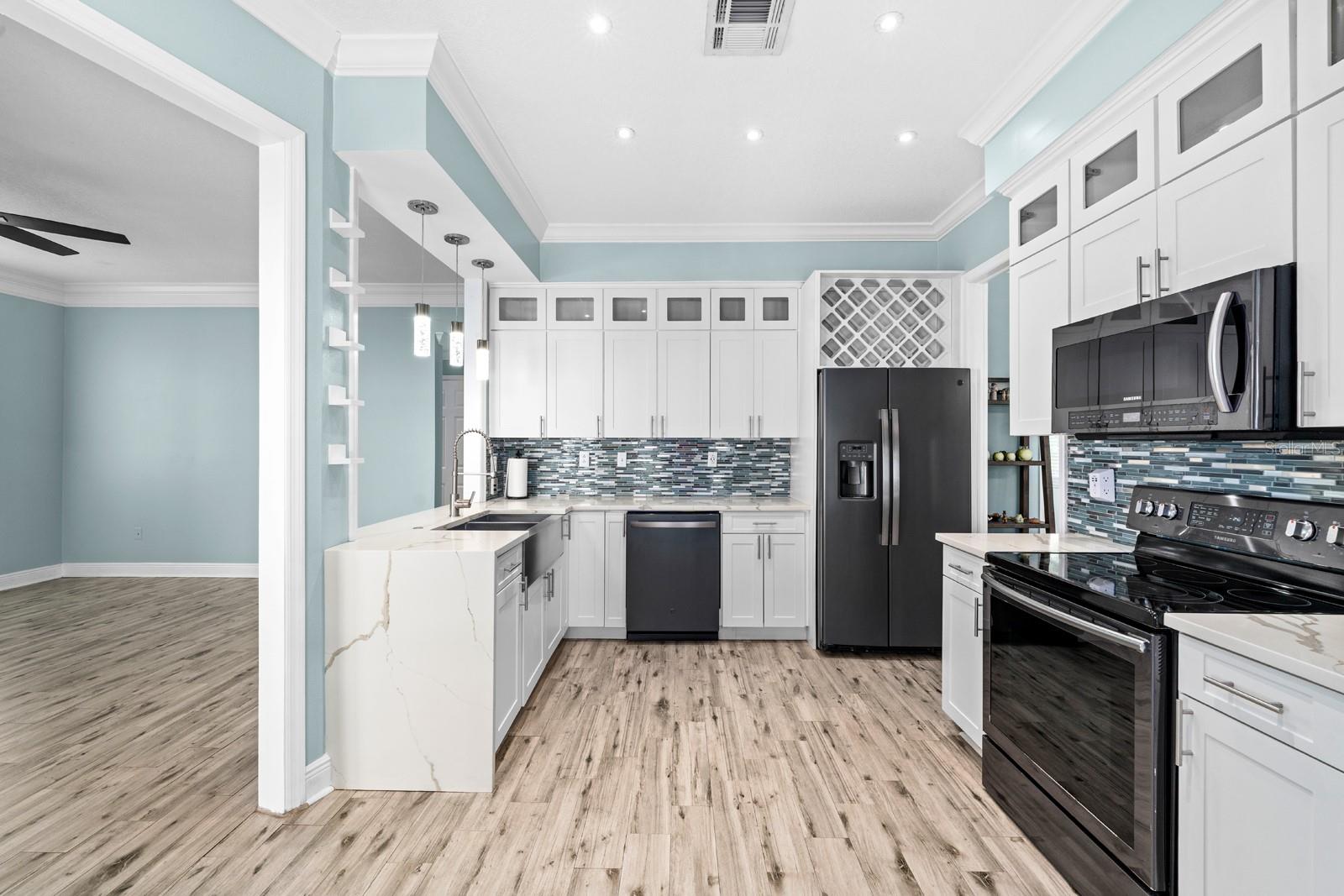 NORTHWOOD - Residential