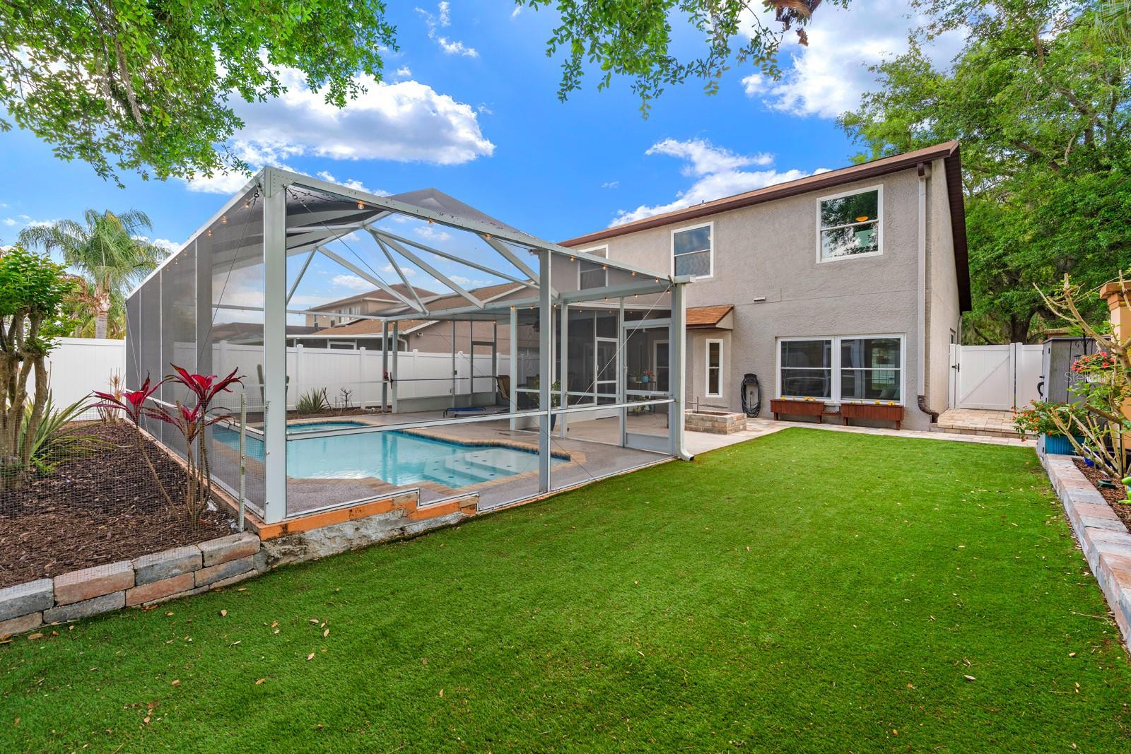 NORTHWOOD - Residential