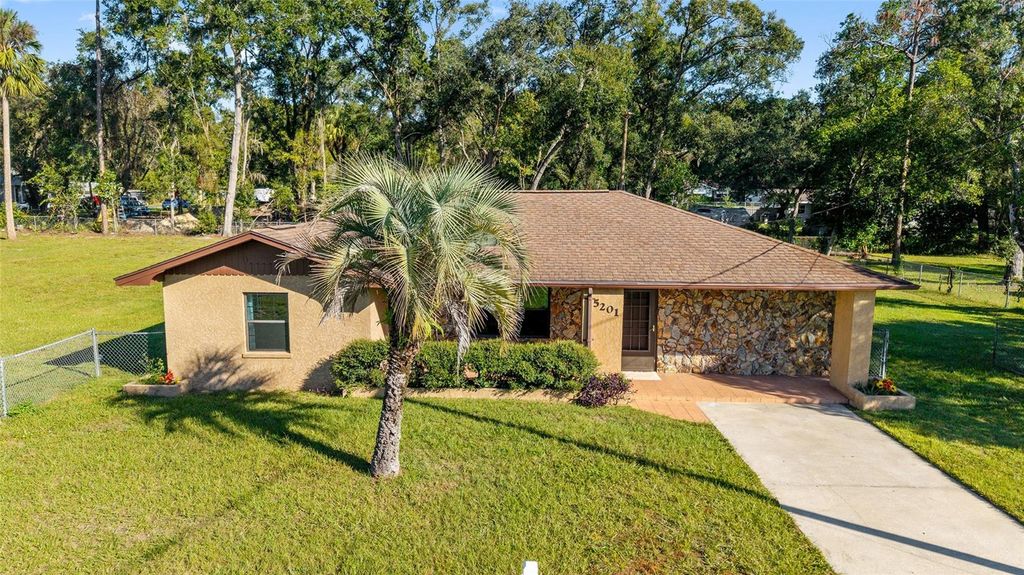 Photo of 5201 E Jasmine Lane, Inverness, FL 34453 (MLS # OM712113)