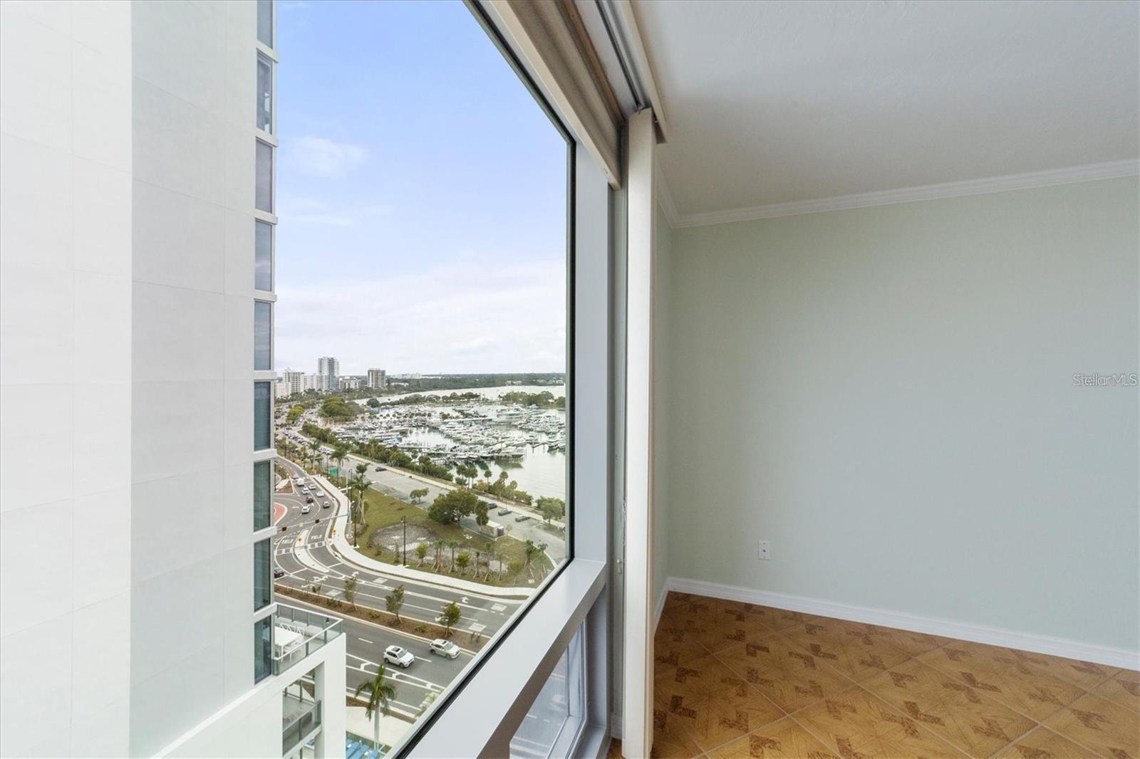ONE WATERGATE - Residential Lease