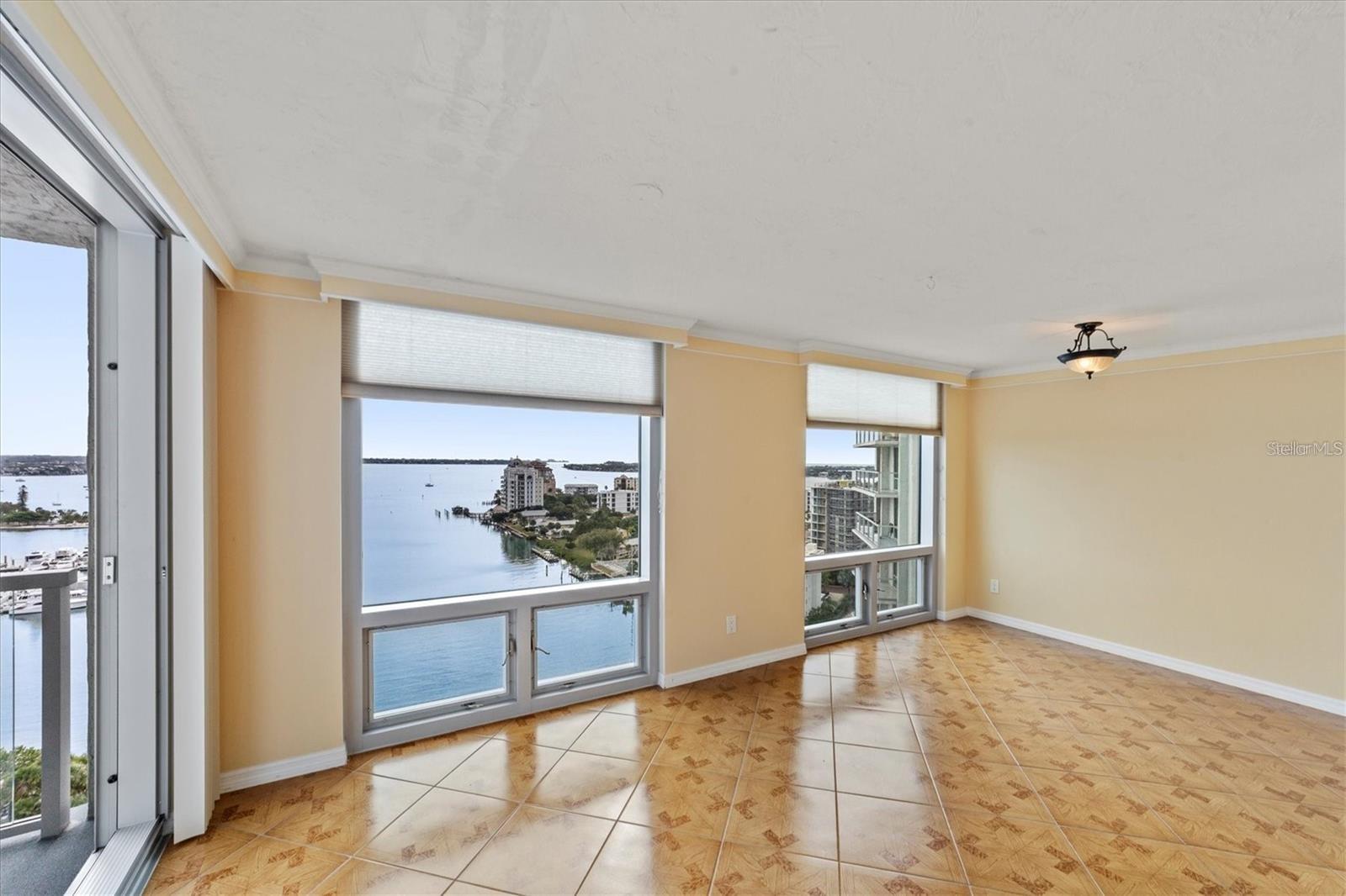 ONE WATERGATE - Residential Lease