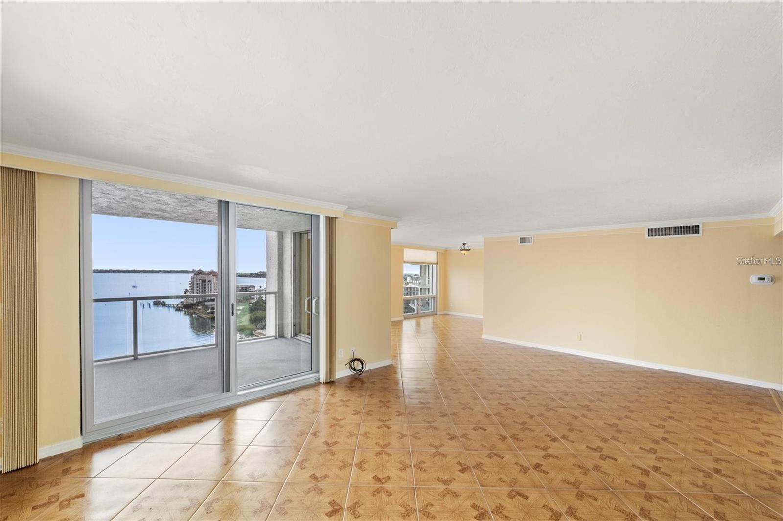 ONE WATERGATE - Residential Lease