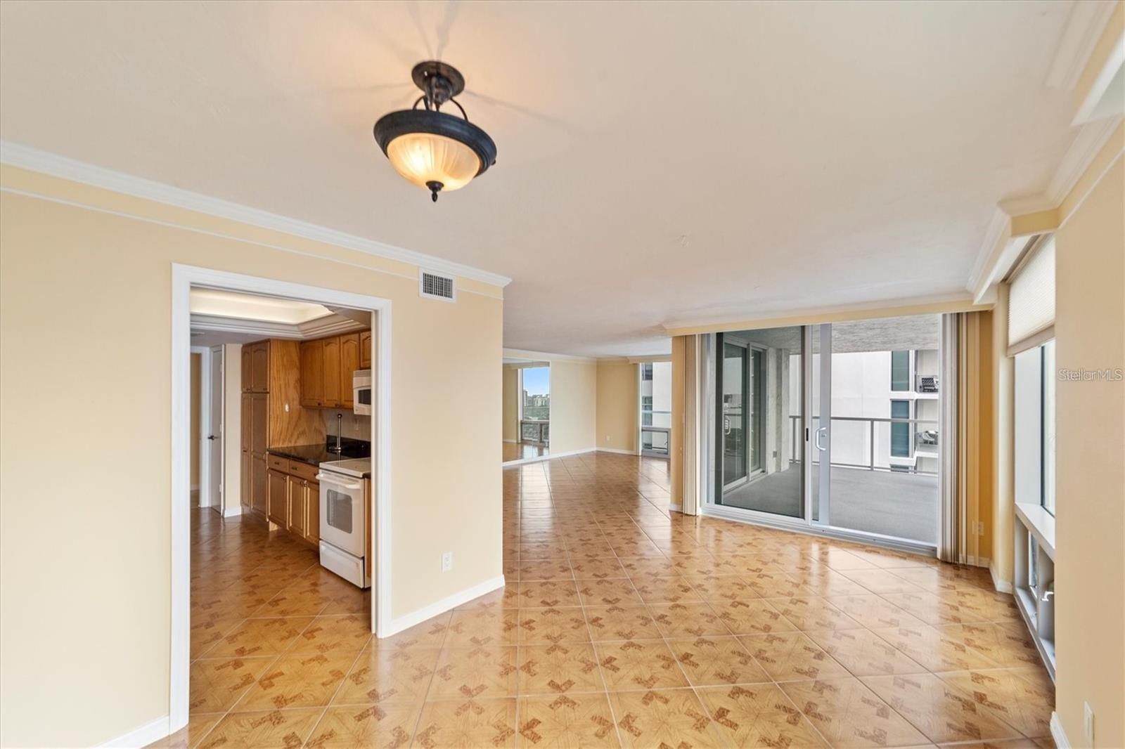 ONE WATERGATE - Residential Lease