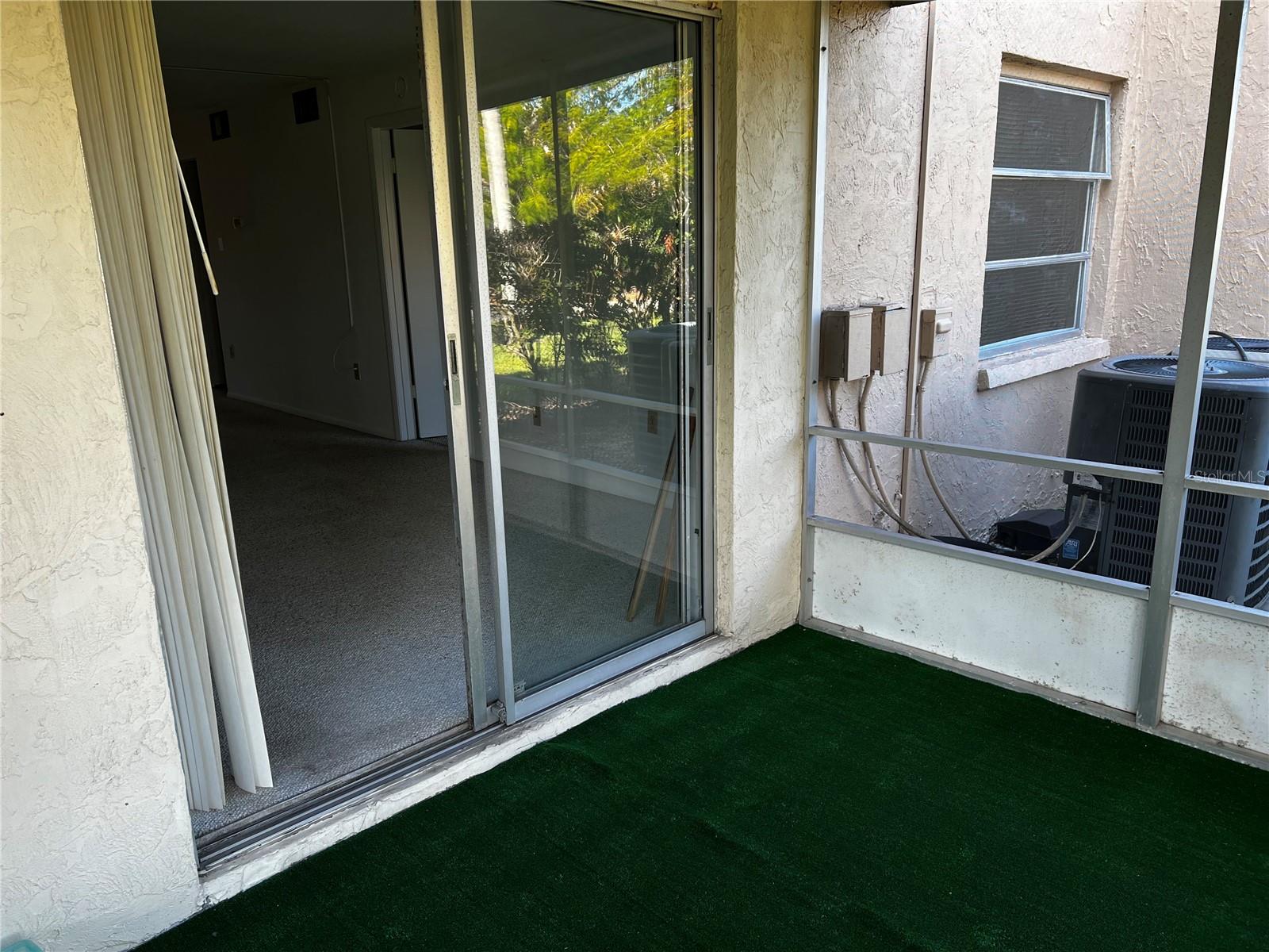 BAYSHORE ON THE LAKE APTS SEC 1 - Residential