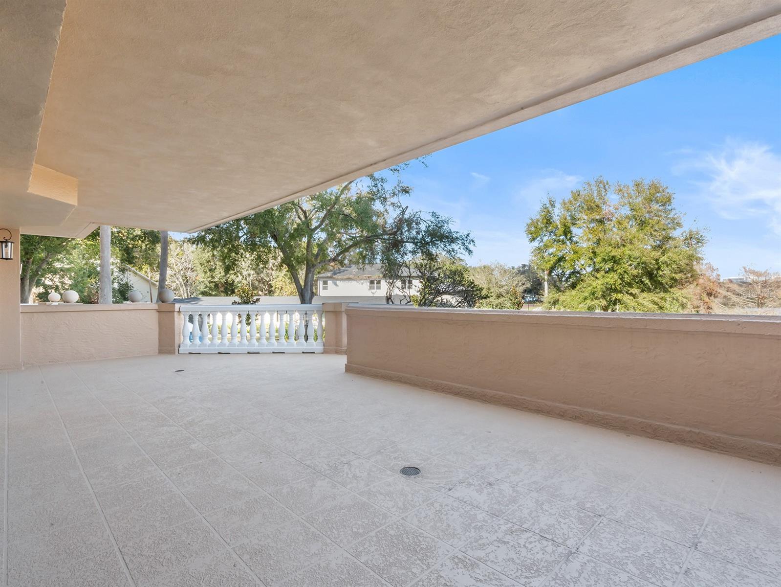 RENAISSANCE AT LAKE IVANHOE CONDO - Residential Lease