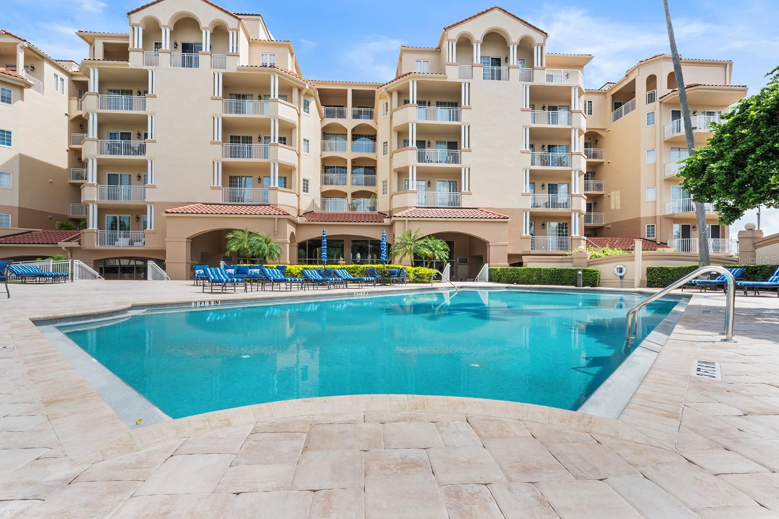 RENAISSANCE AT LAKE IVANHOE CONDO - Residential Lease