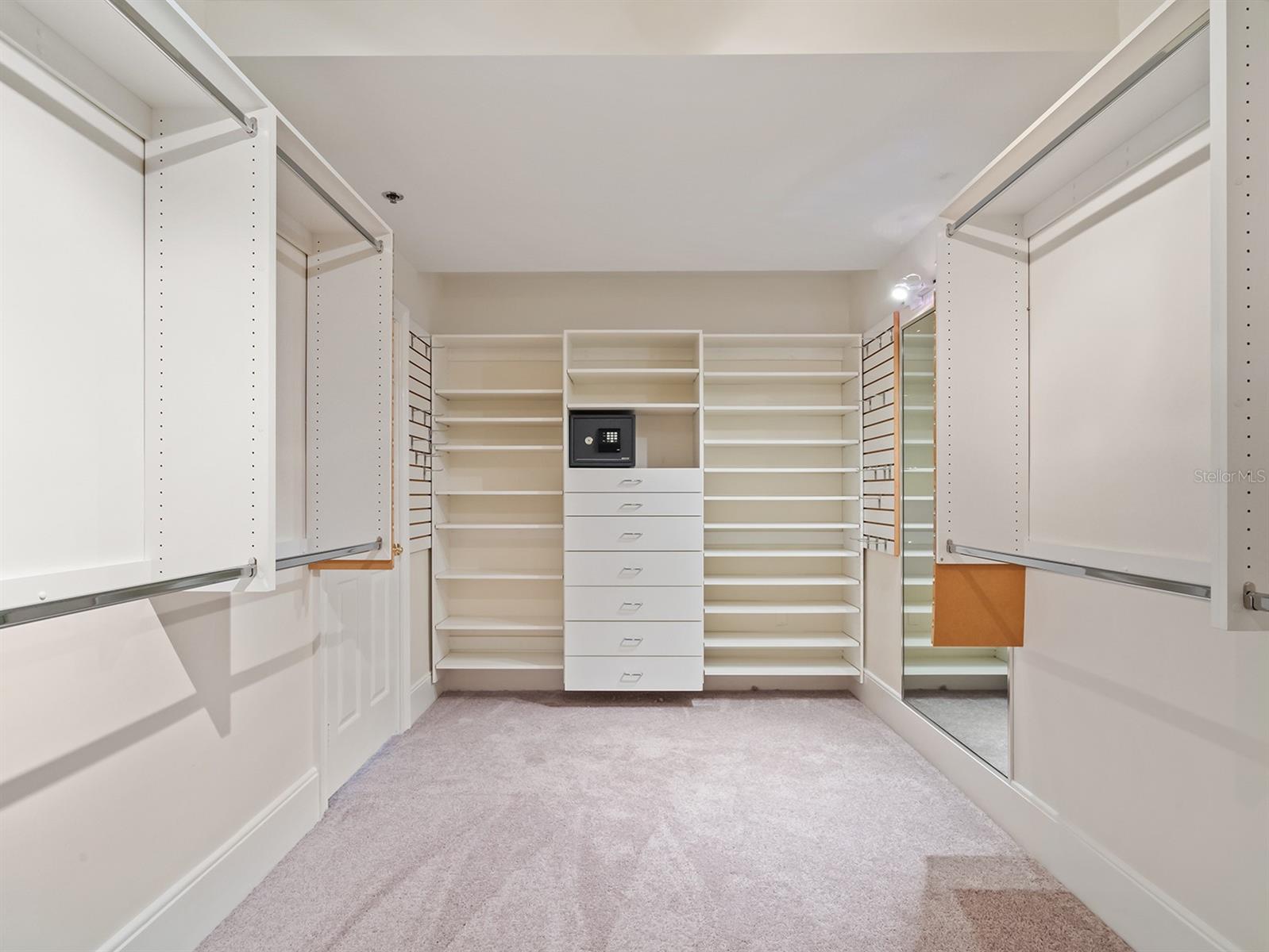 RENAISSANCE AT LAKE IVANHOE CONDO - Residential Lease