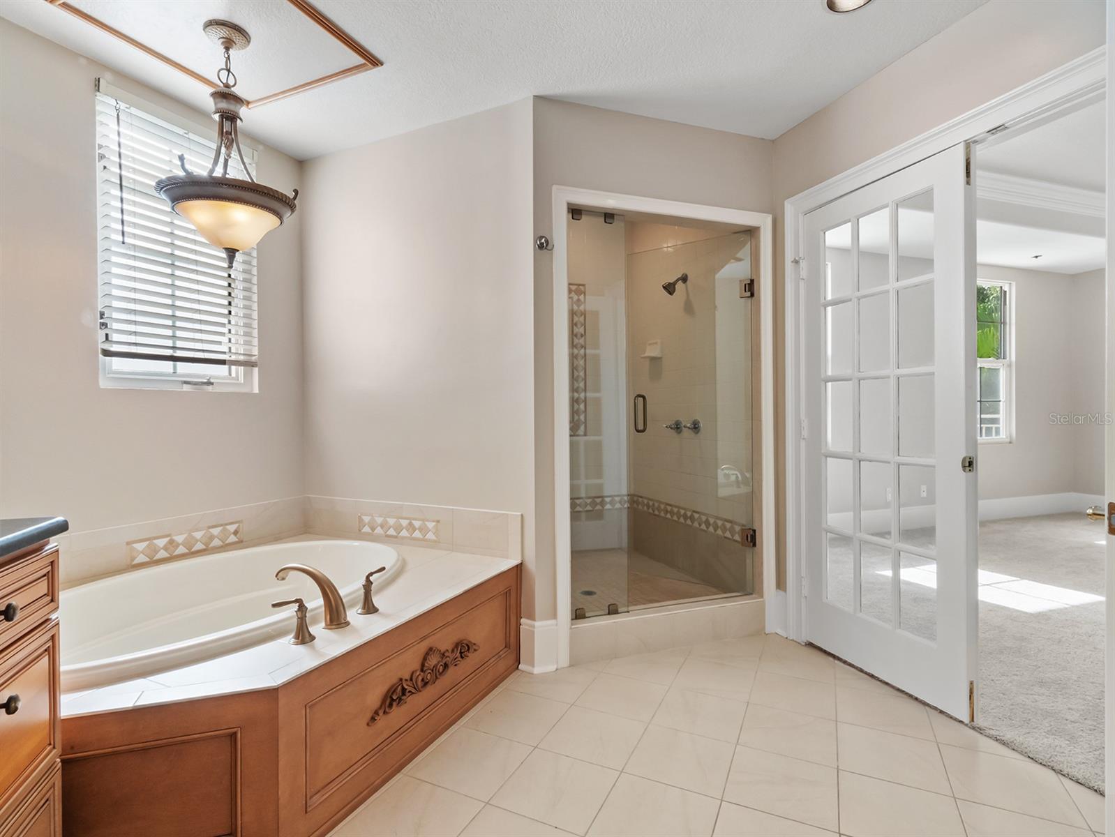 RENAISSANCE AT LAKE IVANHOE CONDO - Residential Lease