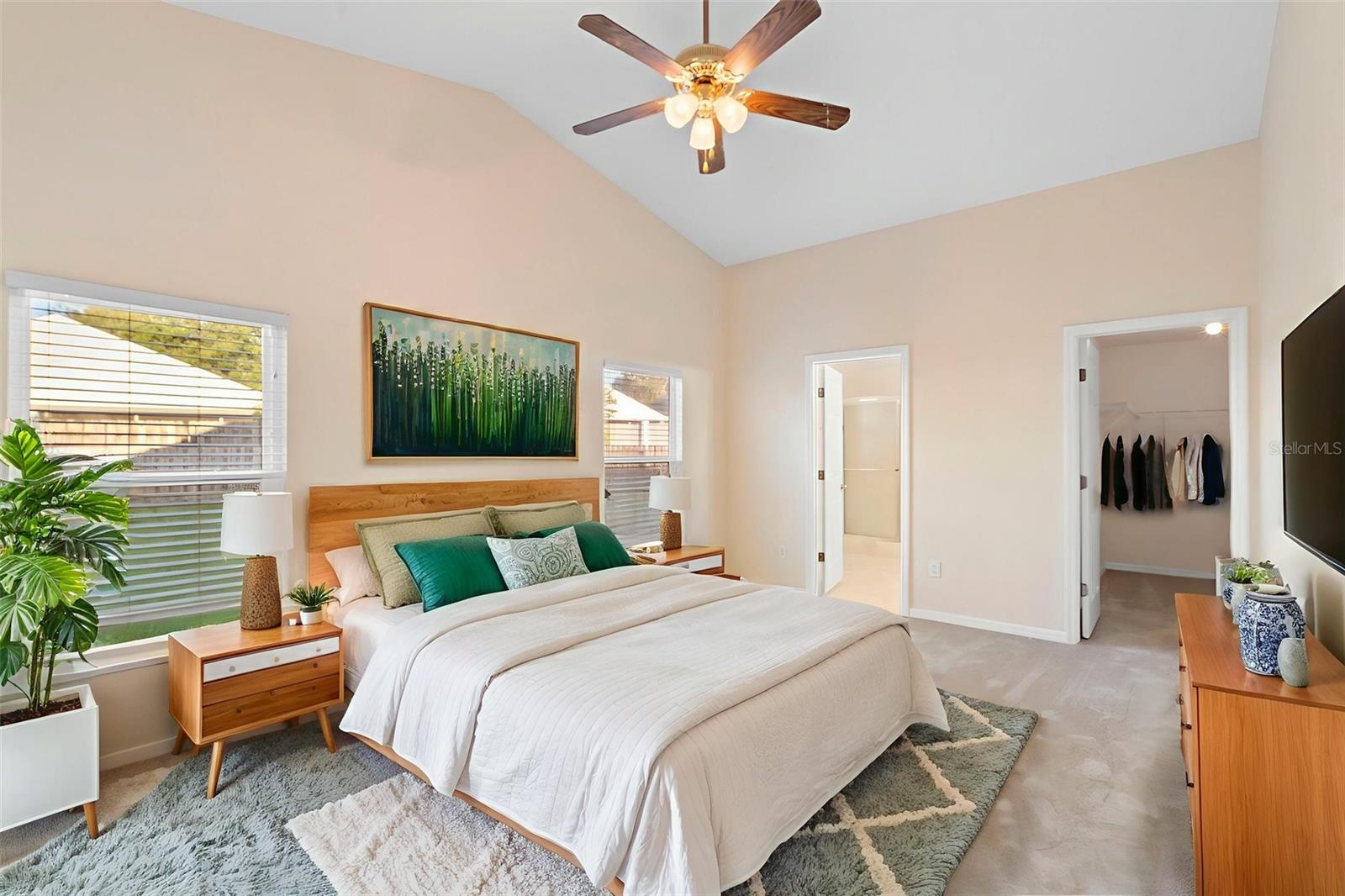 CHASE GROVES - Residential