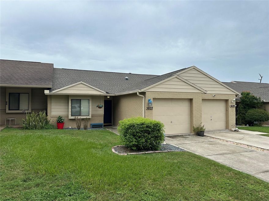 Ask about Seller paid Closing costs. Bright sunshine-filled villa perfect for retirement. Small friendly 55+ gated community with pool and clubhouse. Fresh paint! This great location is walkable to clubhouse, pool, bank, drugstore, and dining. You will love being back in a community with that small hometown feel with no traffic. This community is minutes from the Villages without the fees. This villa has new Roof, paint, and hot water tank. Enjoy the brand new walk-in jacuzzi tub to bubble the old pains away. This is the best location within the community with flat driveway and close to mail boxes and pool. Must see. Call today for private showing.