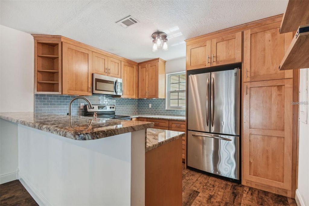 Photo of 4717 W Vasconia Street, Tampa, FL 33629 (MLS # TB8494154)