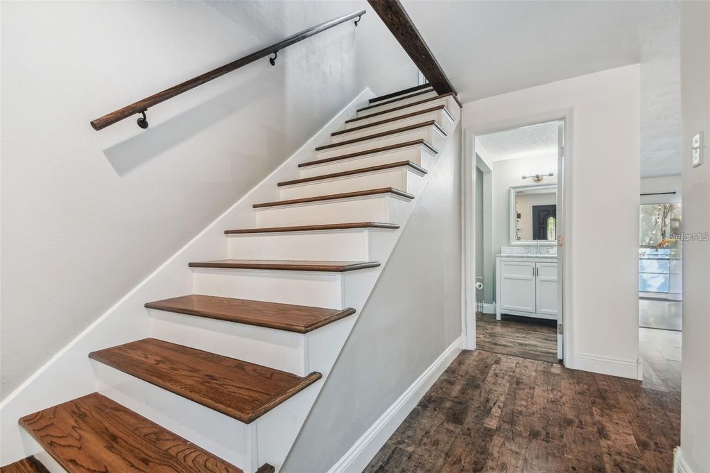 Photo of 4717 W Vasconia Street, Tampa, FL 33629 (MLS # TB8494154)